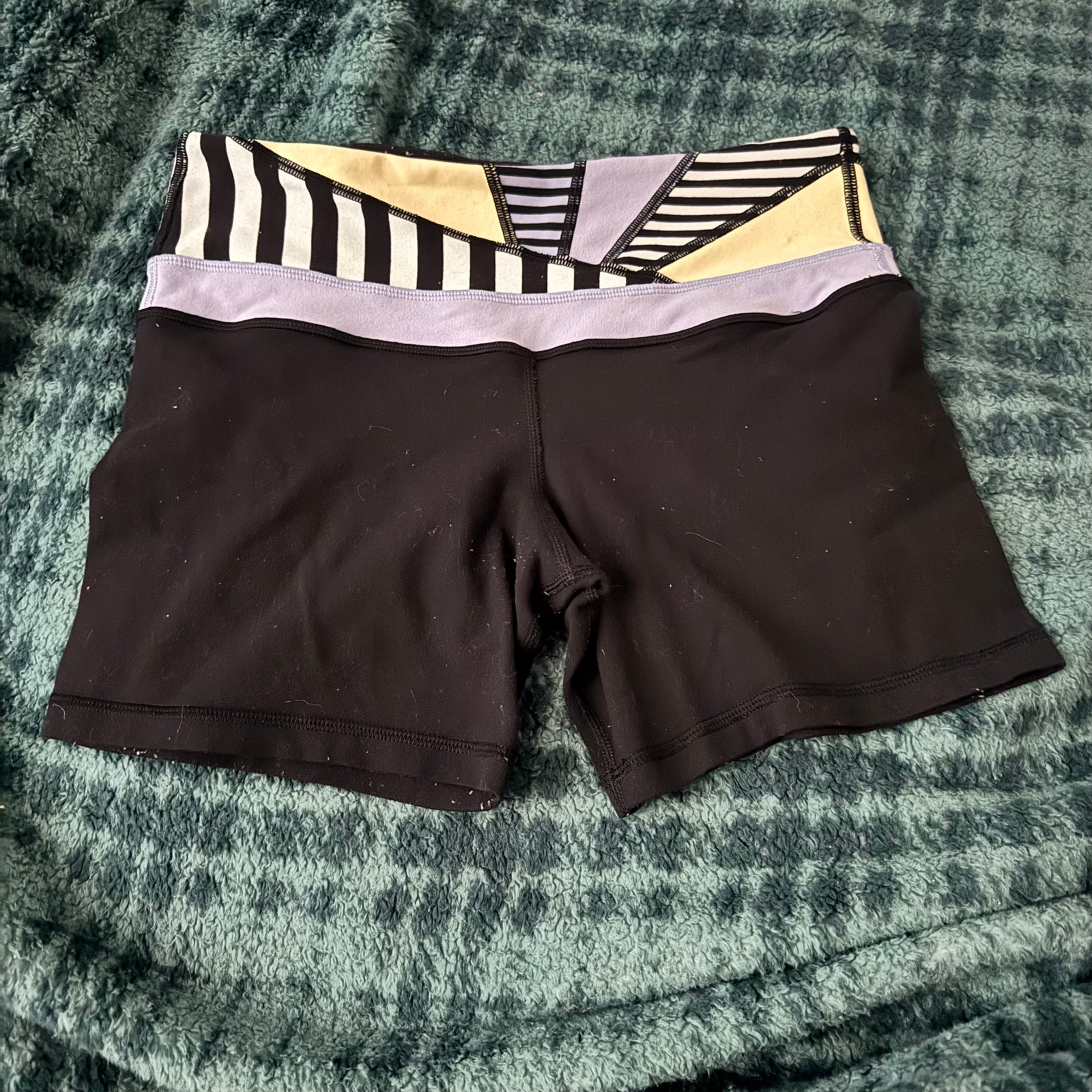 Size Small Lululemon Boogie Shorts