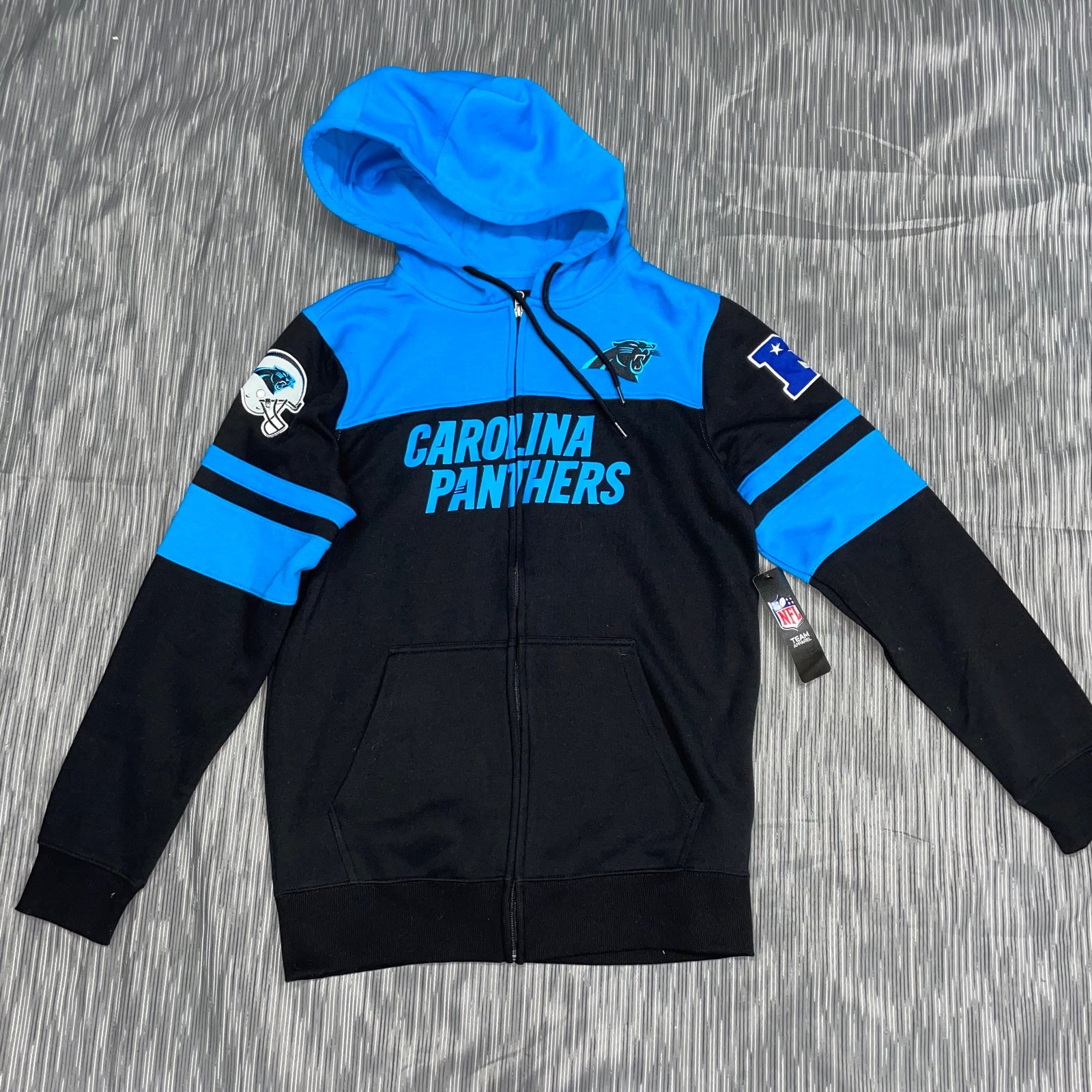 NFL NWT! Carolina Panthers Black/Blue Hoodie Jacket Size S