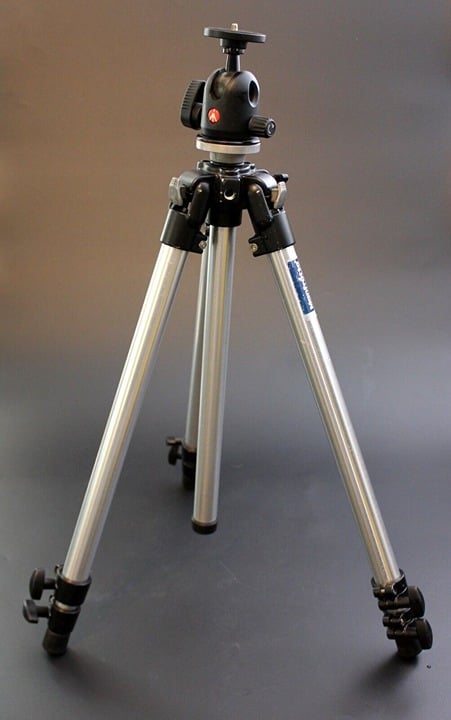 Bogen/Manfrotto 3001LC 3001 Camera Tripod W/496 Ball Head