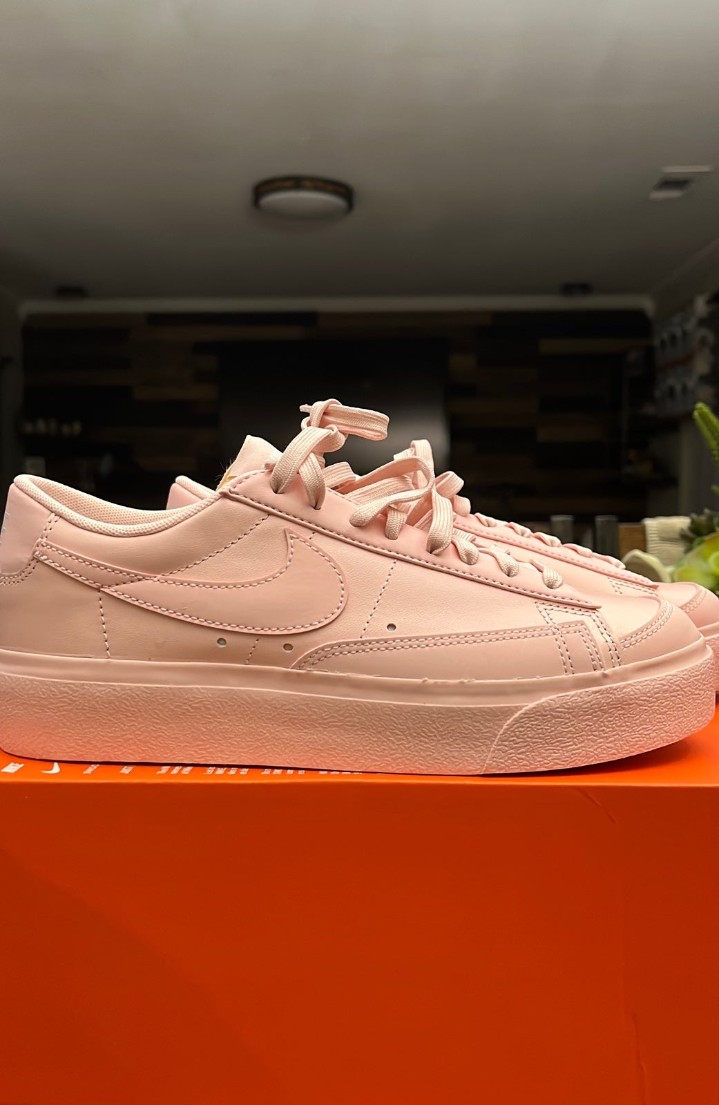 New Nike Women’s Blazer Low Platform Size 8.5 (No Box)