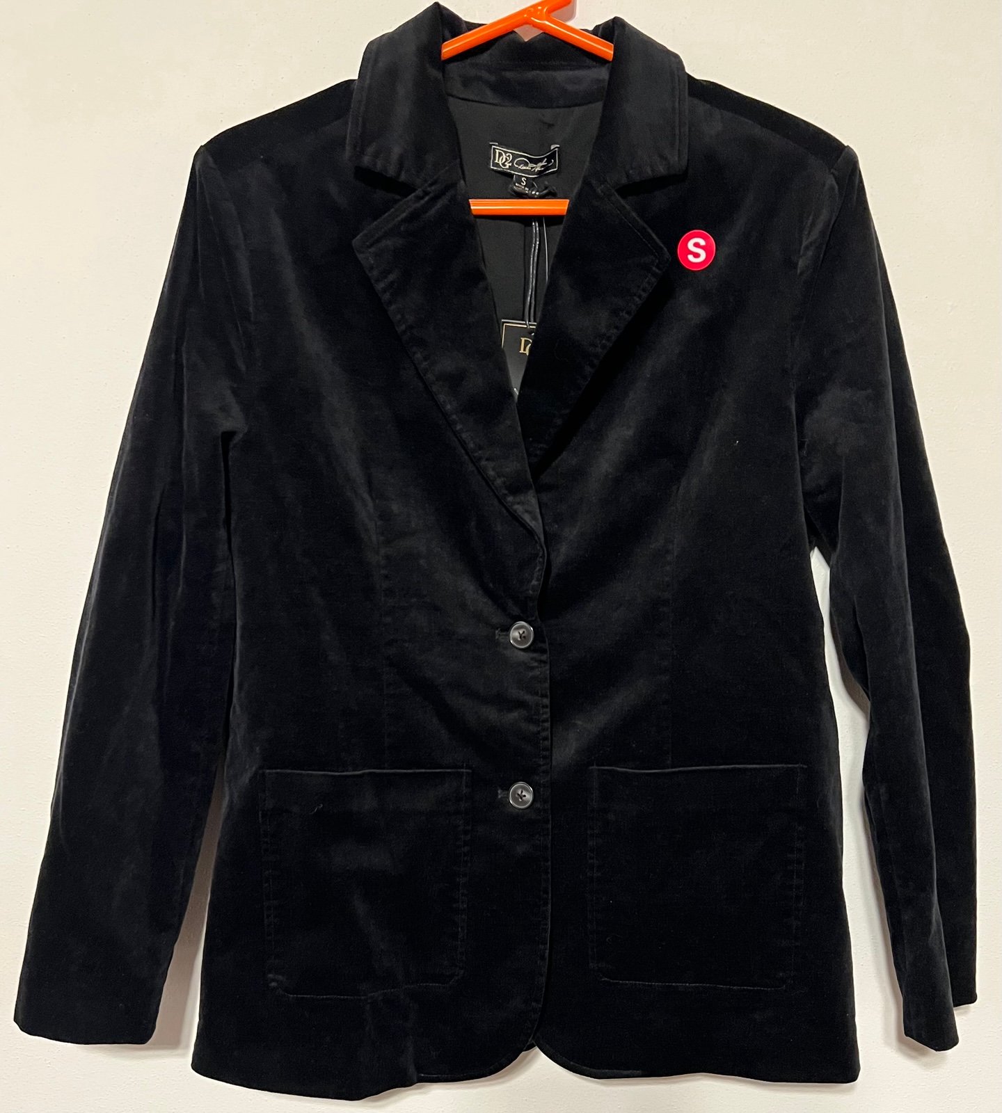 Women’s Size Small NWT DG2 Black Stretch Velvet Blazer
