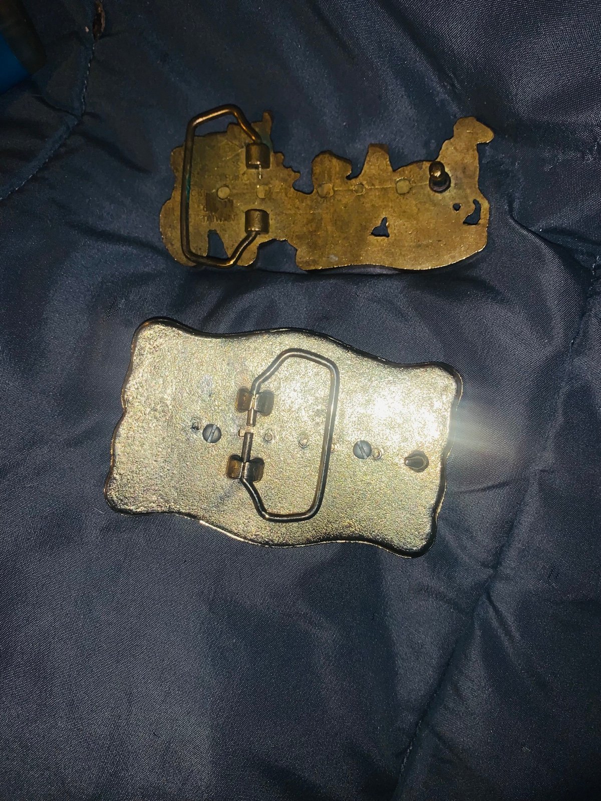 X2 stagecoach gold belt buckle and horse head buckle