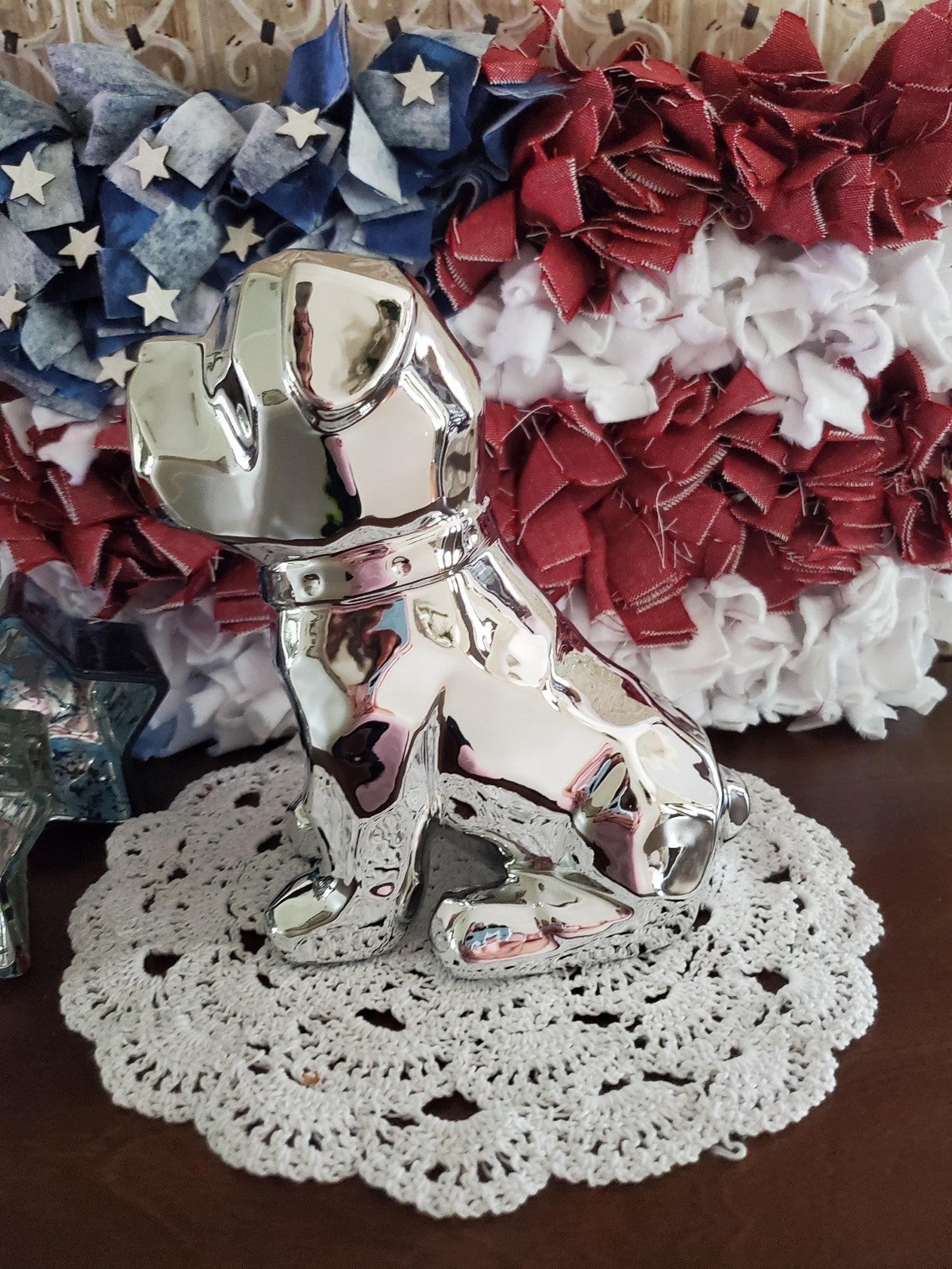 Pug/Bulldog figurine