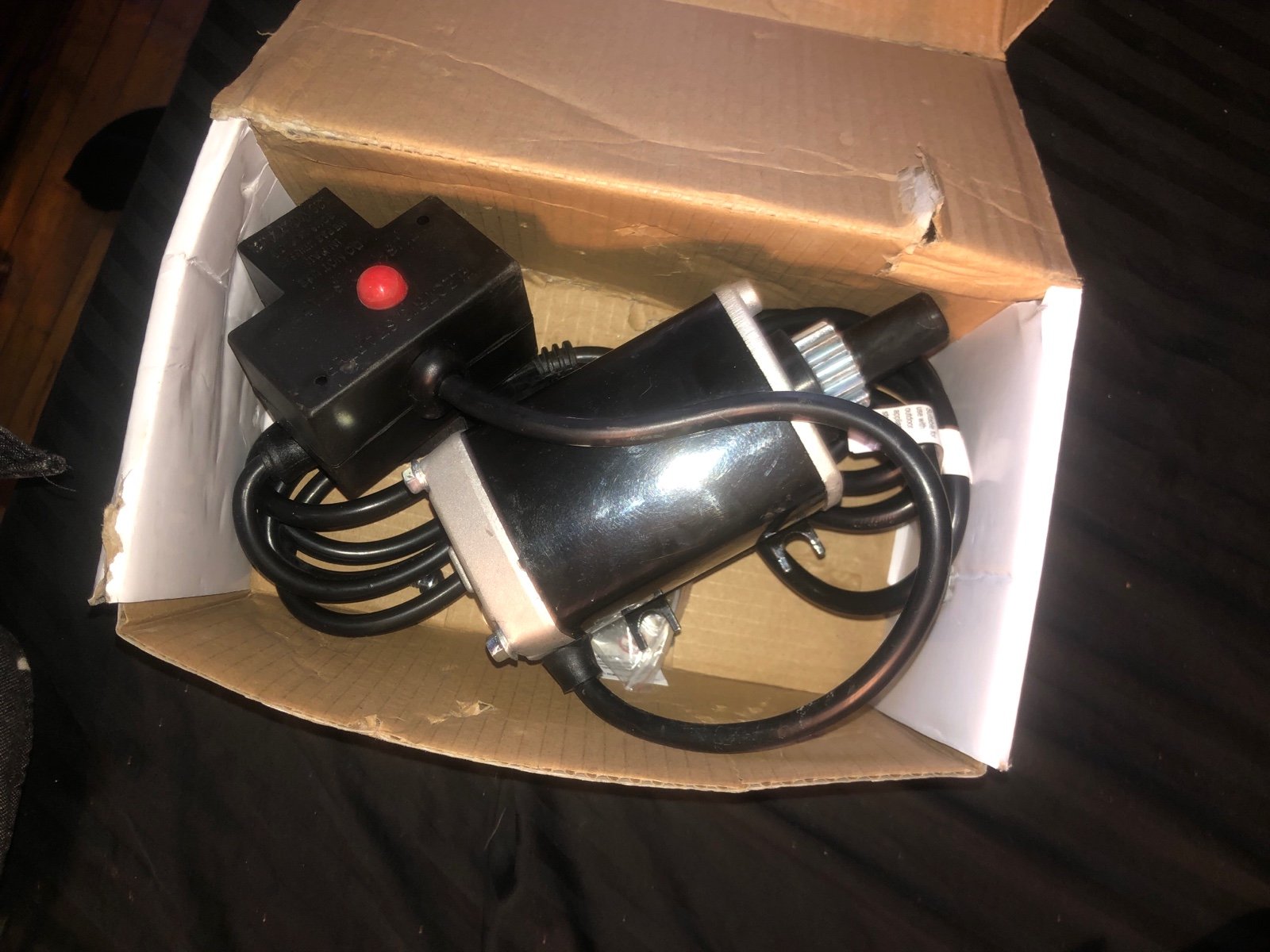 MTD Yardmachine snow blower starter and bolts