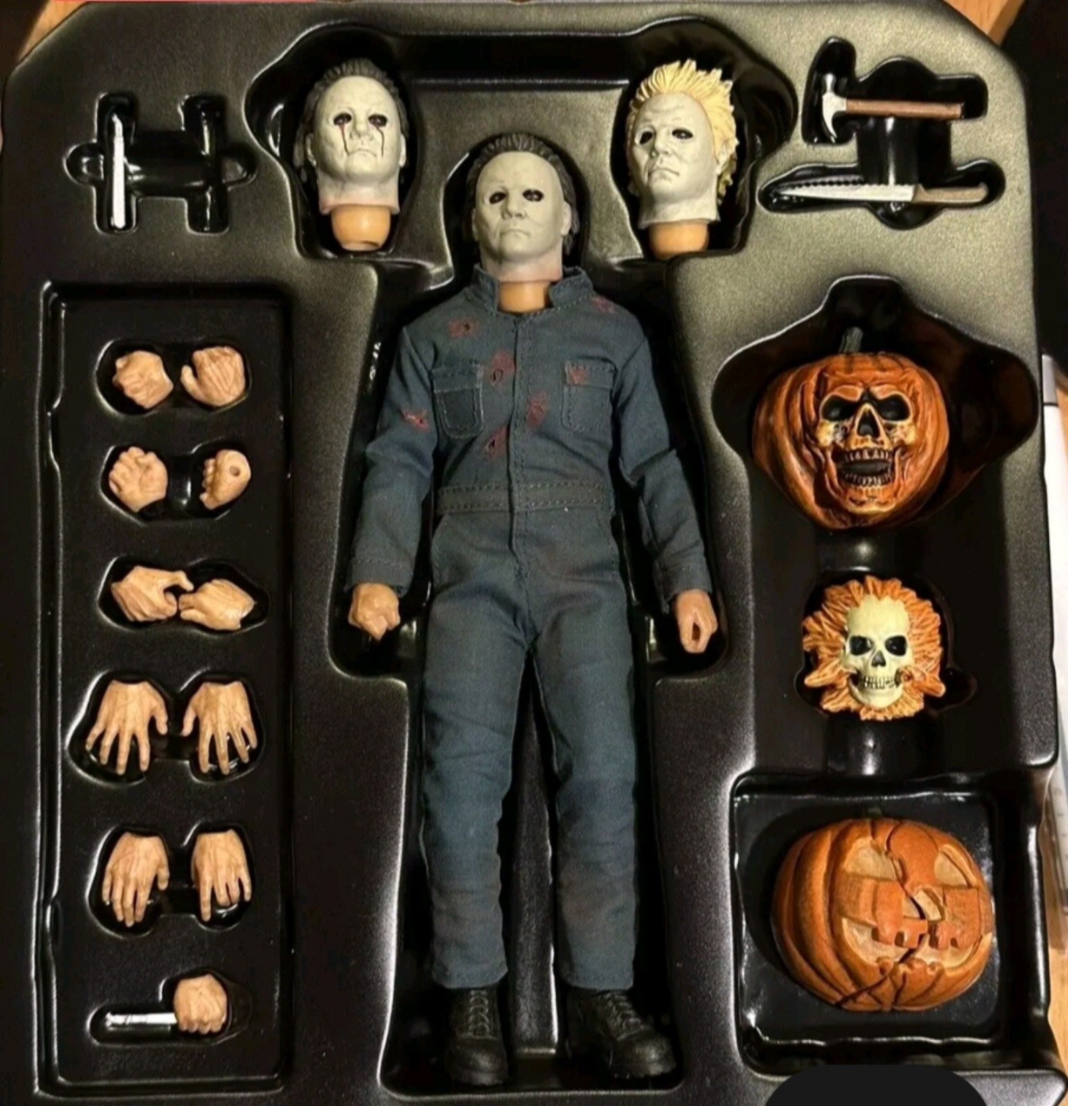 mezco one 12 michael myers