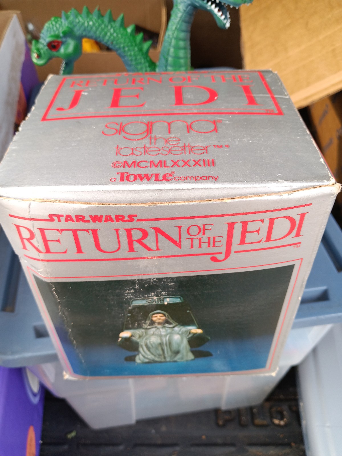 Galactic Emperor Hand Painted Bisque Porcelain Figurine Return of the Jedi