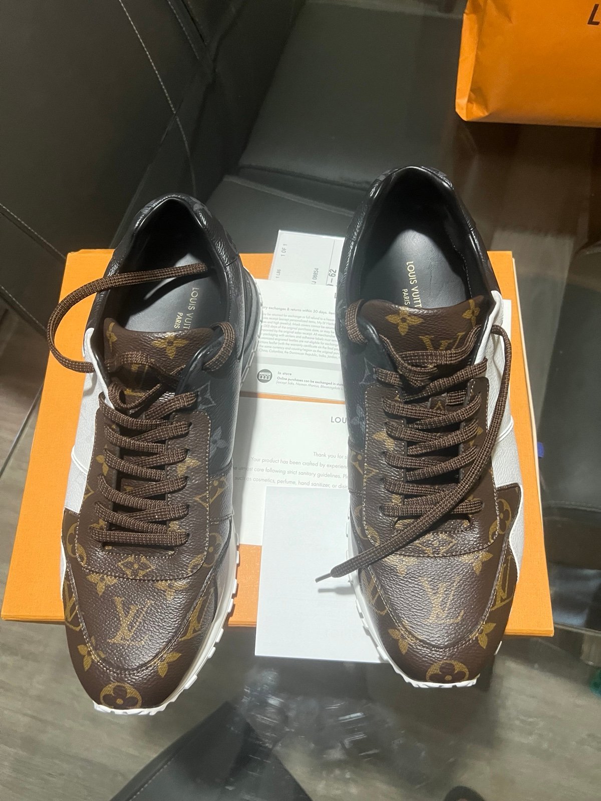 Louis Vuitton run away tri colors