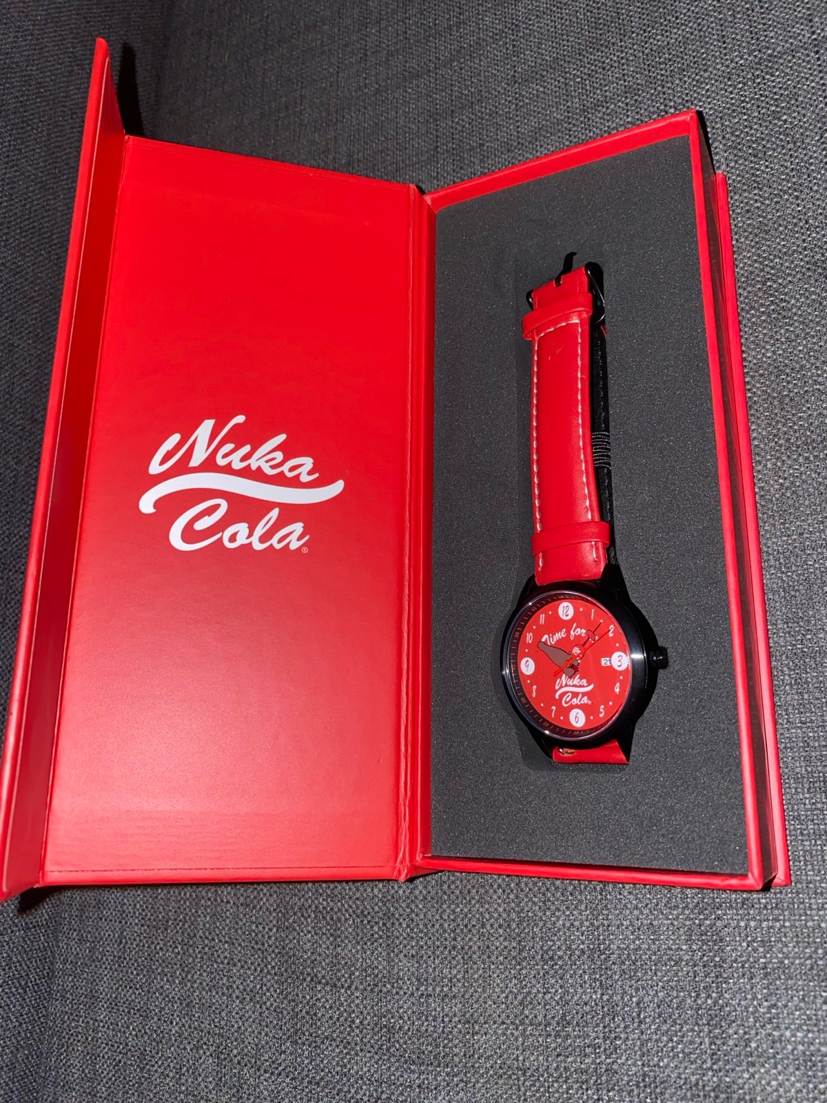その他 Fallout Nuka Cola watch Bethesda Fallout Nuka Cola Watch Have a Nuka Wristwatch | eBay