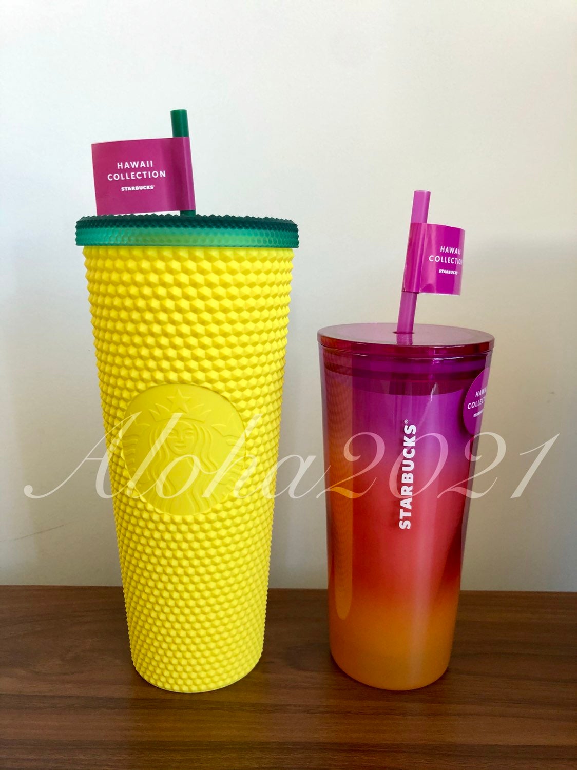Starbucks pineapple studded