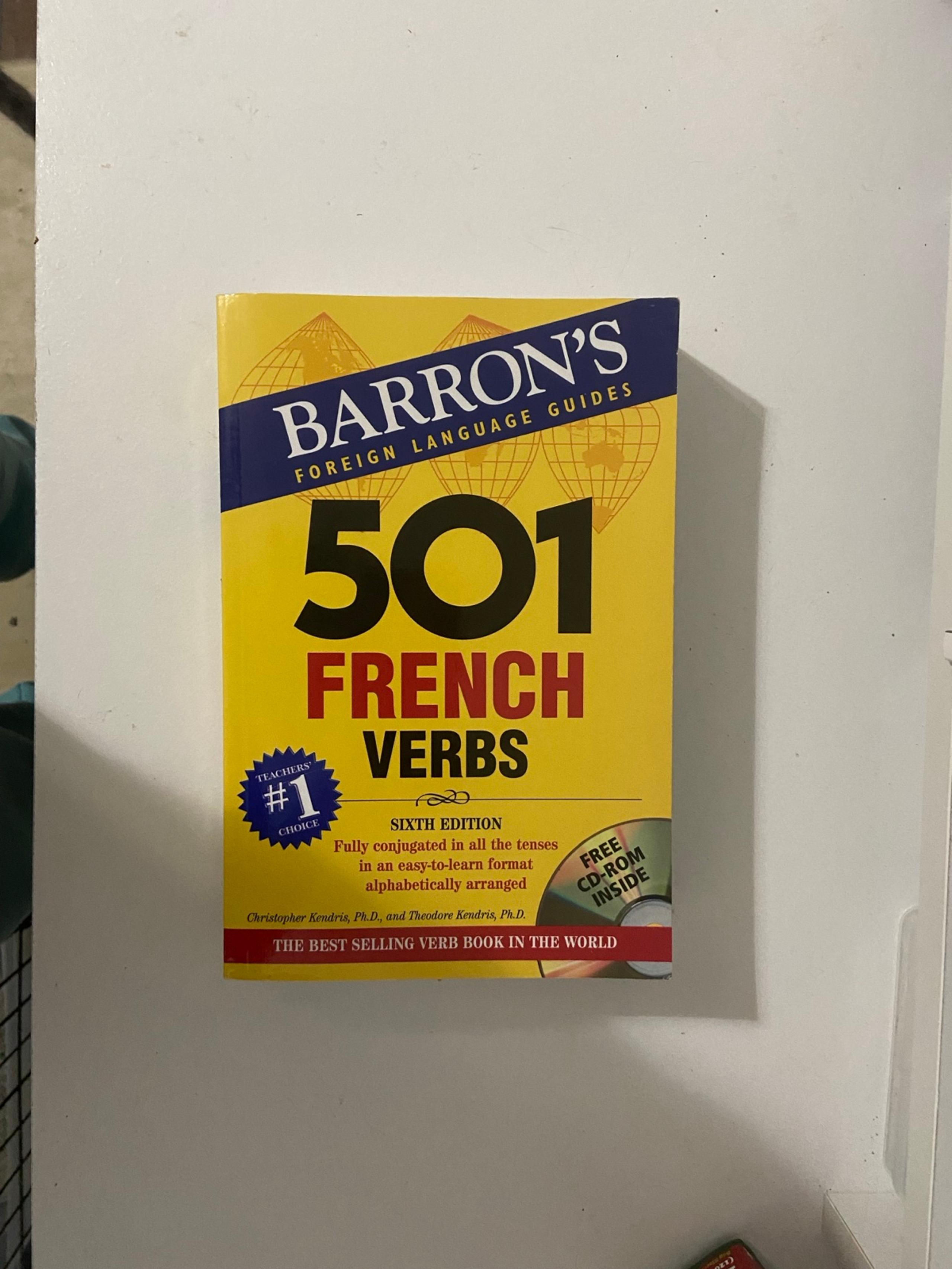 Barrons 501 French Verbs Book with CD