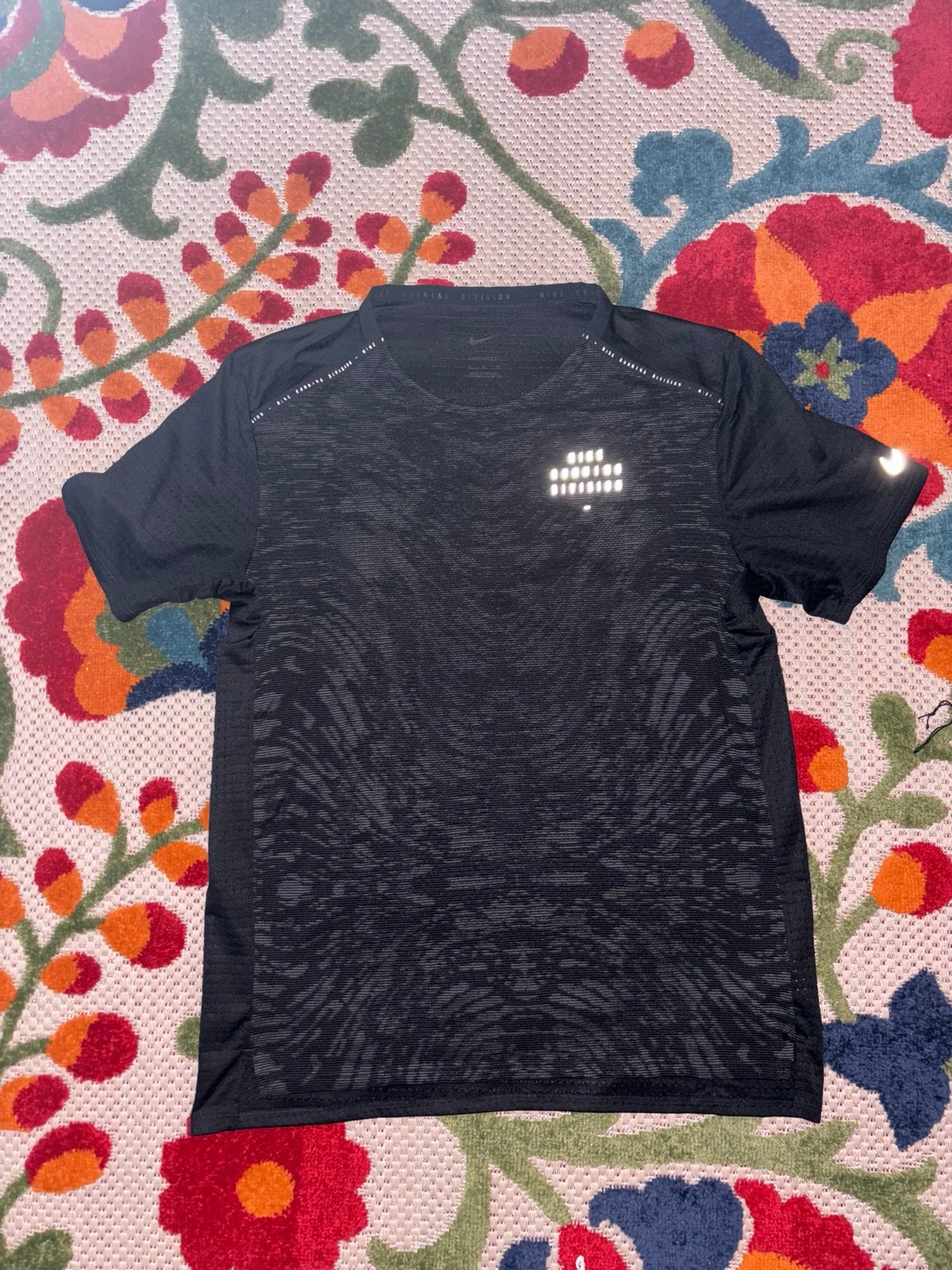 Nike Running Division Training T-Shirt - Men’s Medium