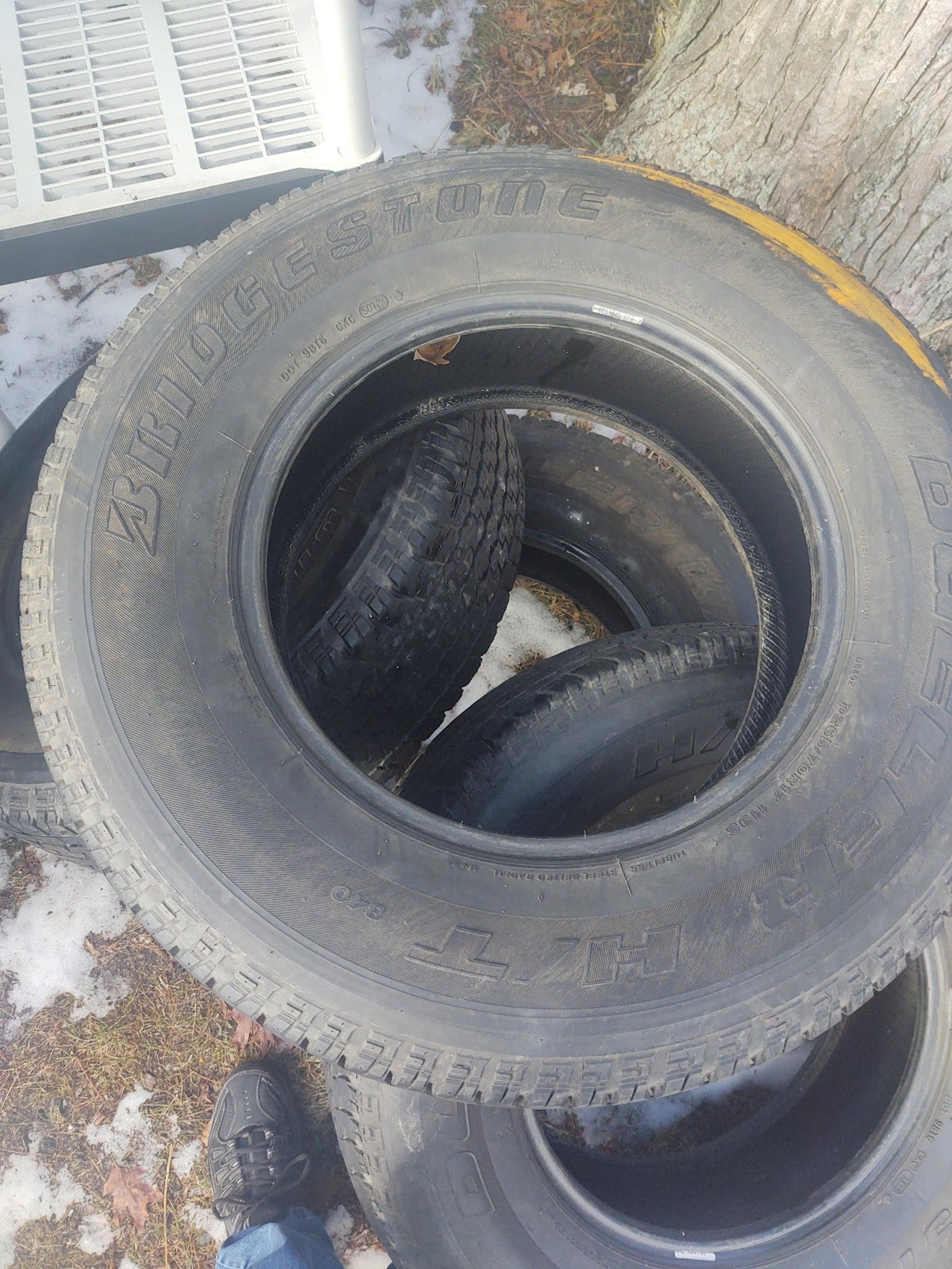 Tires - Bridgestone Golf