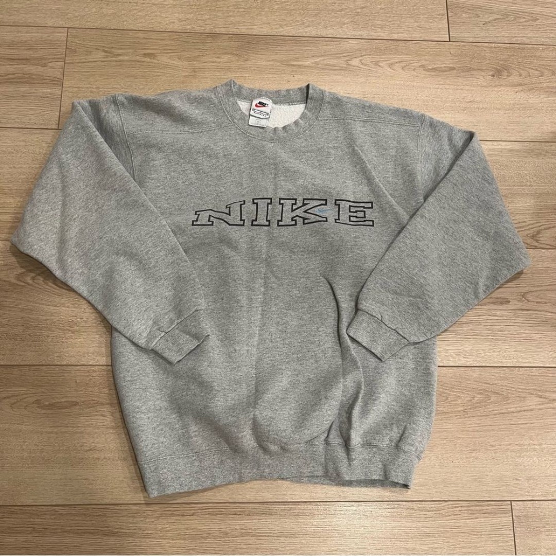 Vintage Nike Red Label Carolina UNC Swoosh Gray Made in USA Sweatshirt Size M