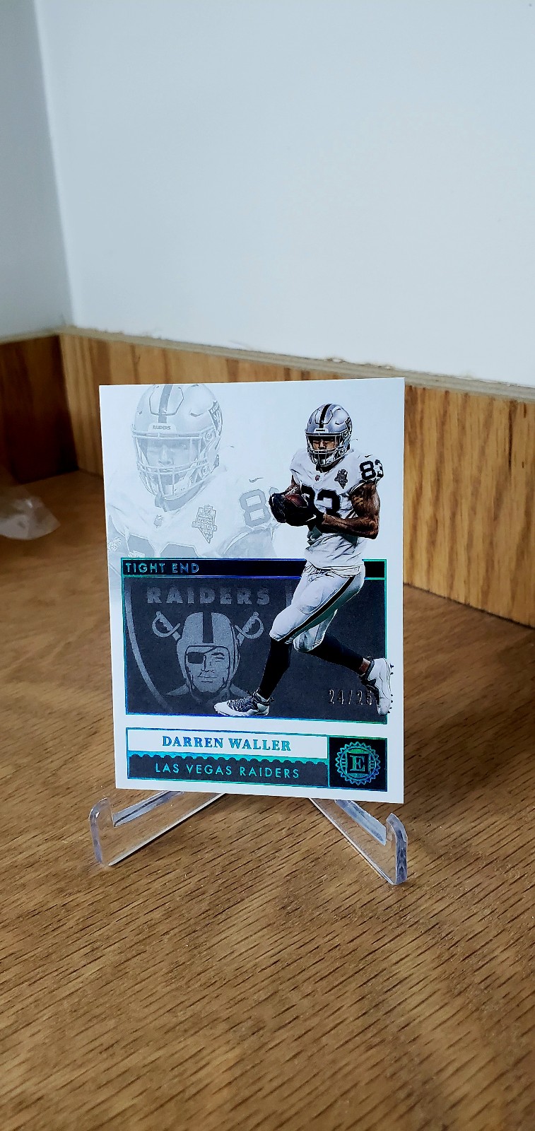 Darren Waller #/25 RARE Encased Raiders!