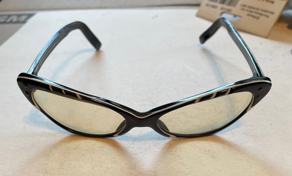 Sunglasses 1950s old stock