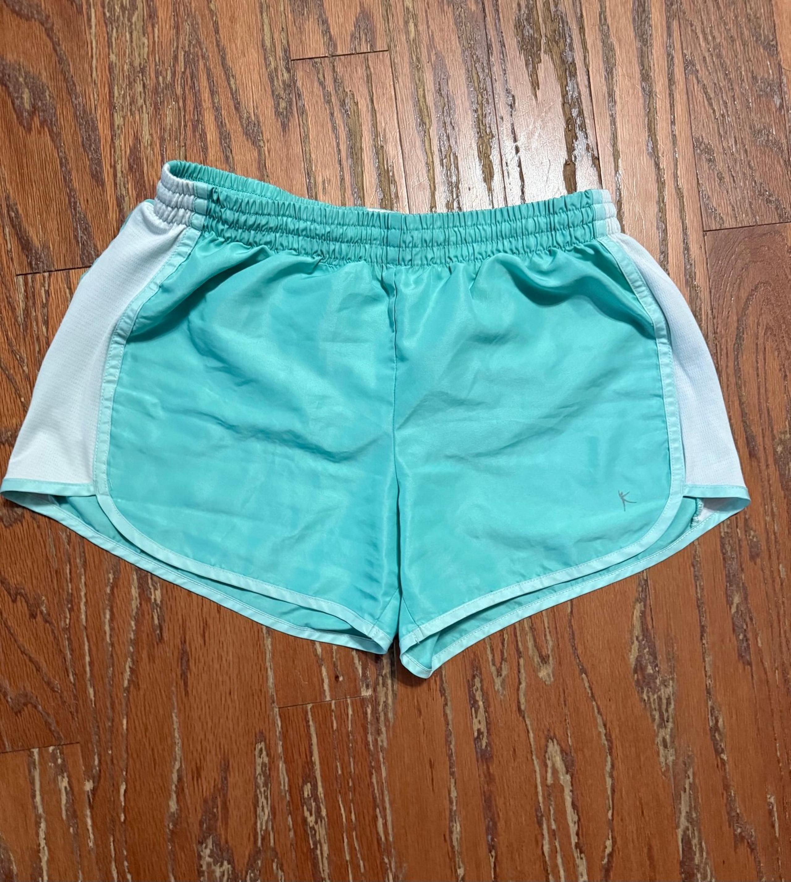 Danskin Now Green White Athletic Shorts Lined Size Medium 8 10
