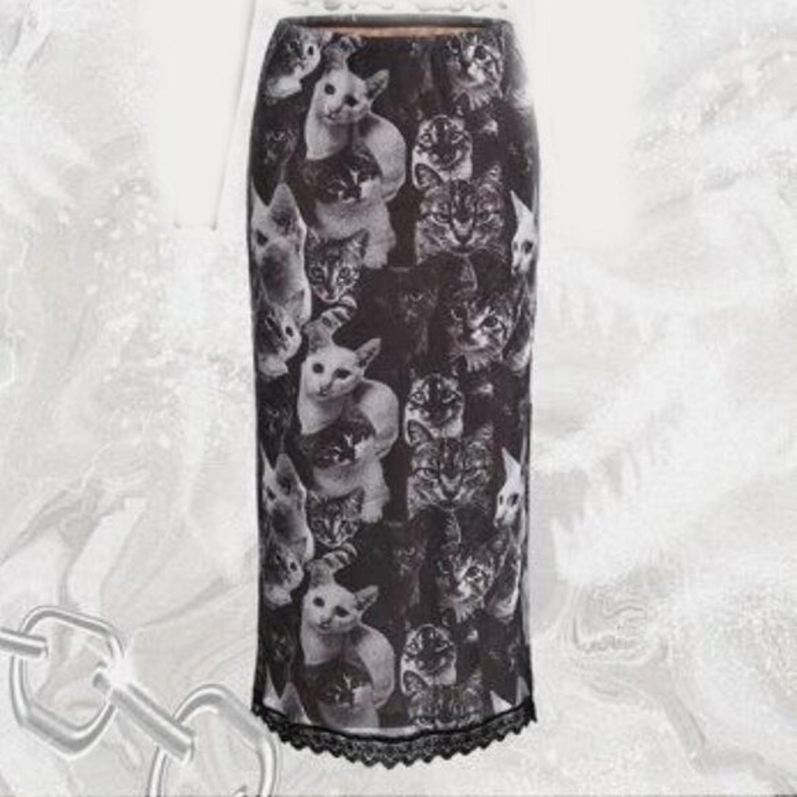 Cat Print long Skirt S Black and Gray nwot