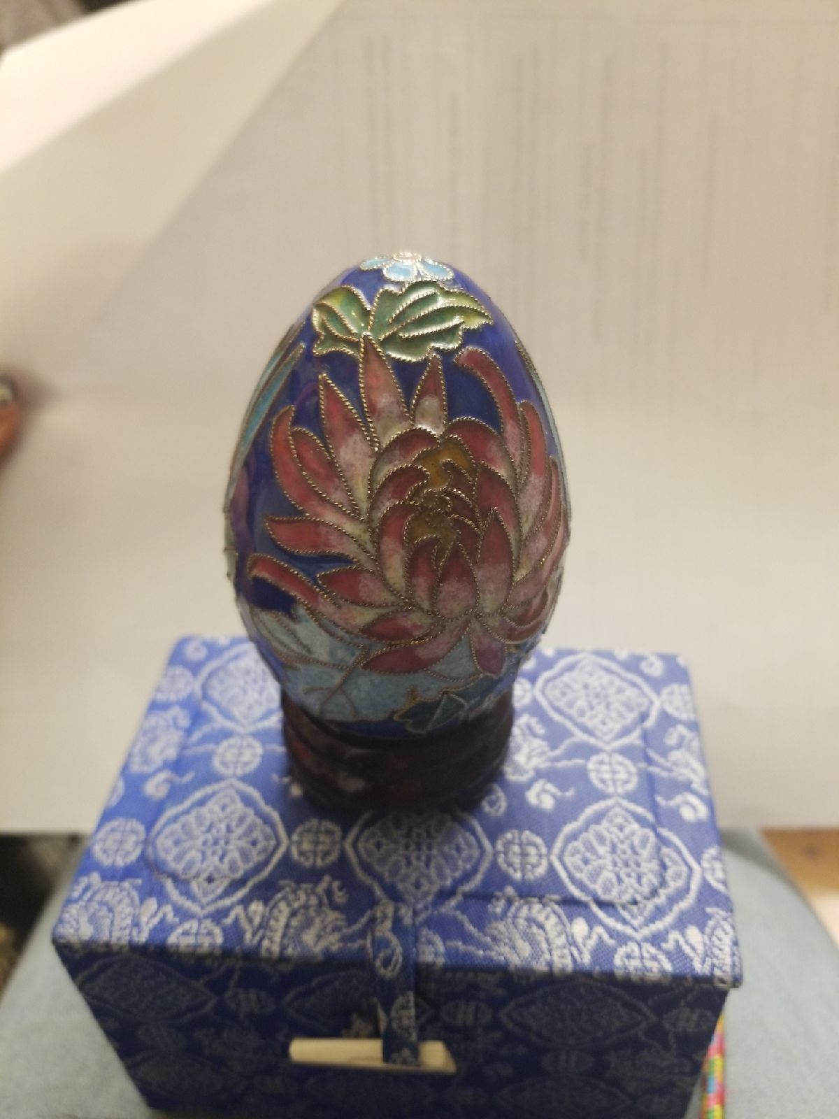 Fabrogee egg