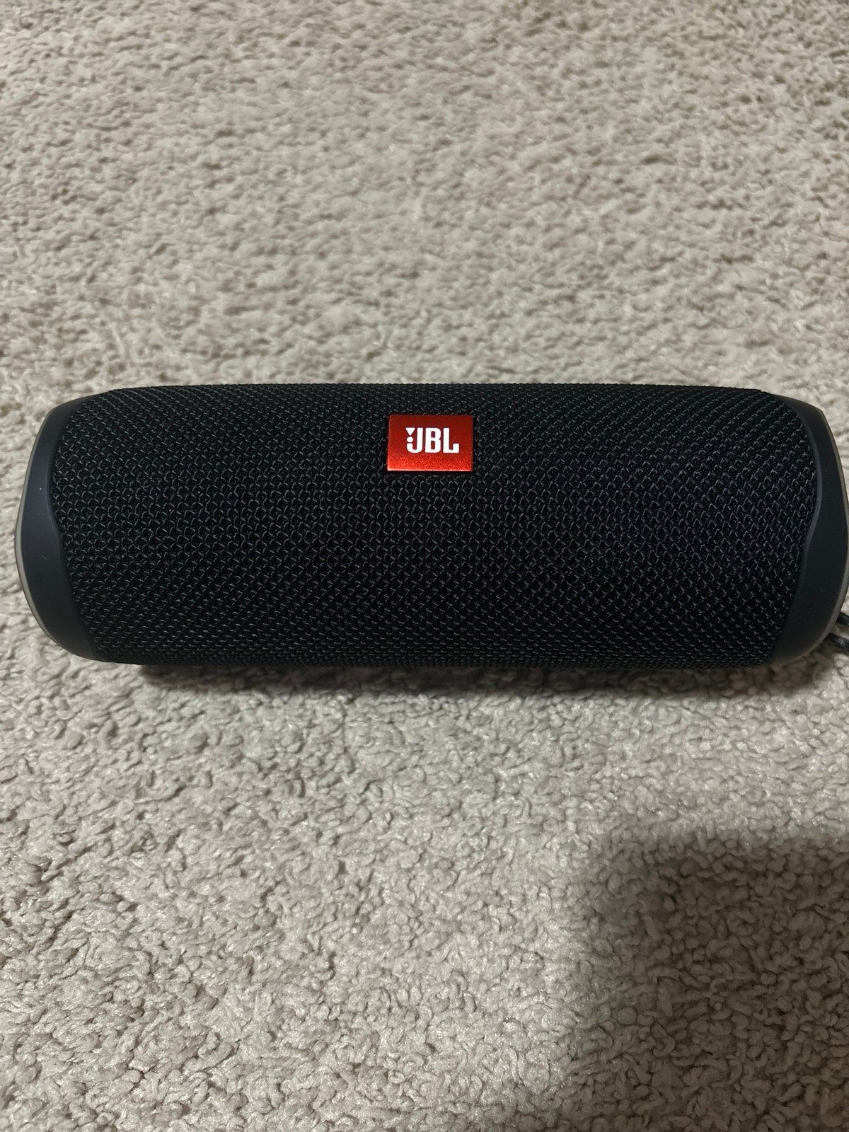 JBL Flip 5 Bluetooth Speaker