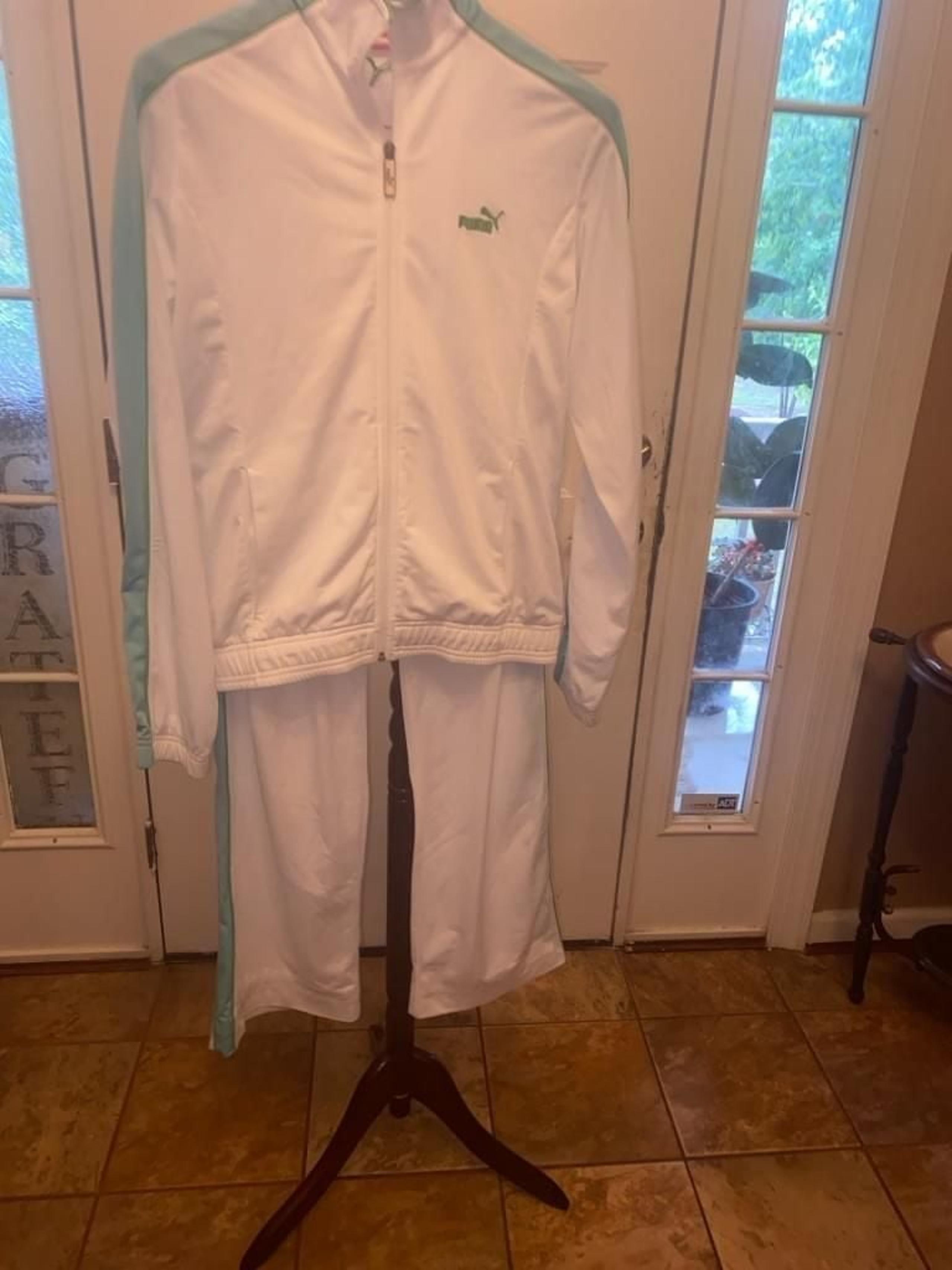 Women's Puma White and Green Tracksuit Set Size L