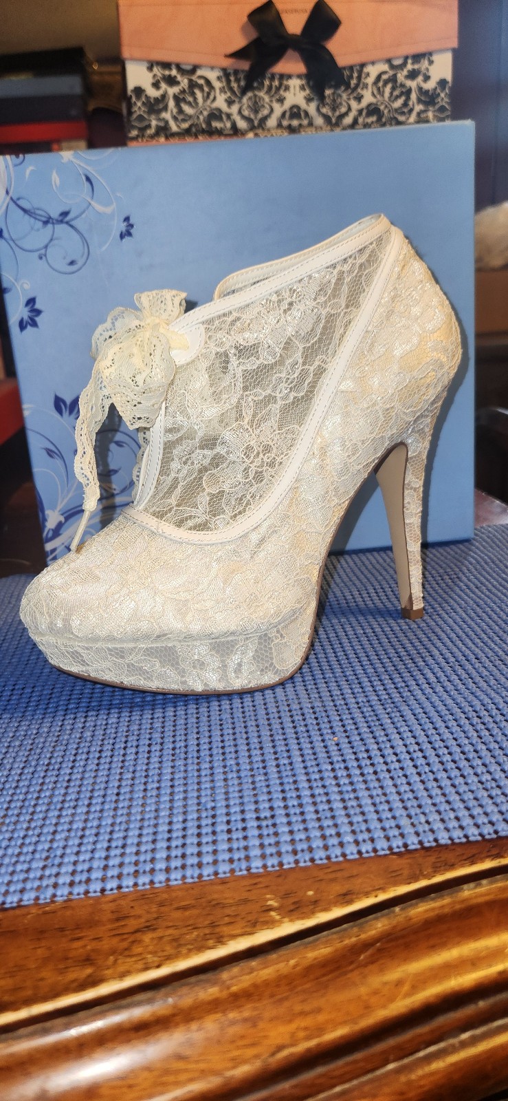 Heels Ivory Lace platform bootie high heel in size 8