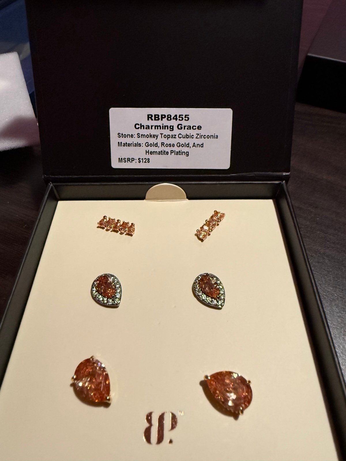 RBP8455 Charming Grace simply studs bomb party