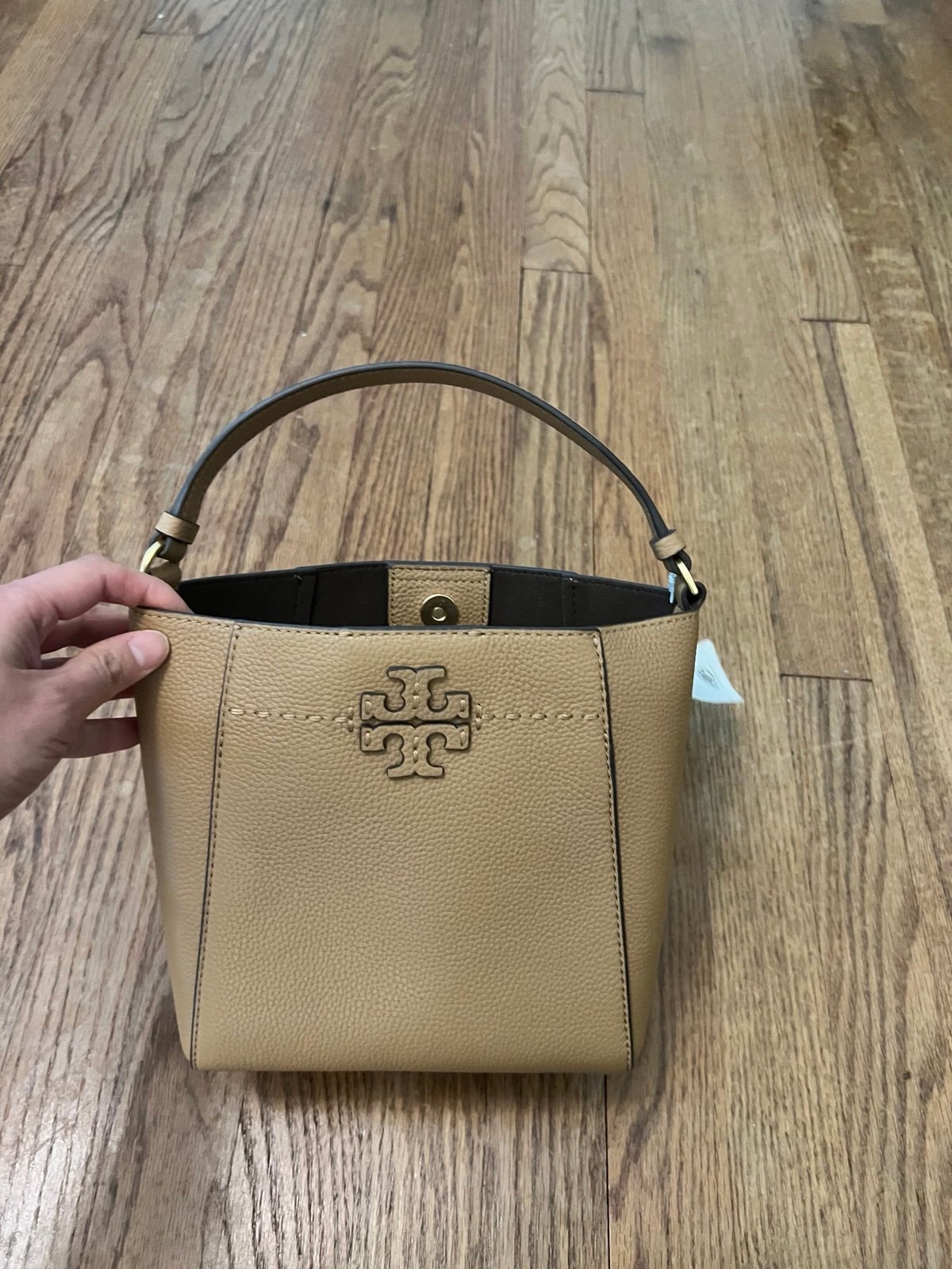 Tory burch mcgraw bucket bag