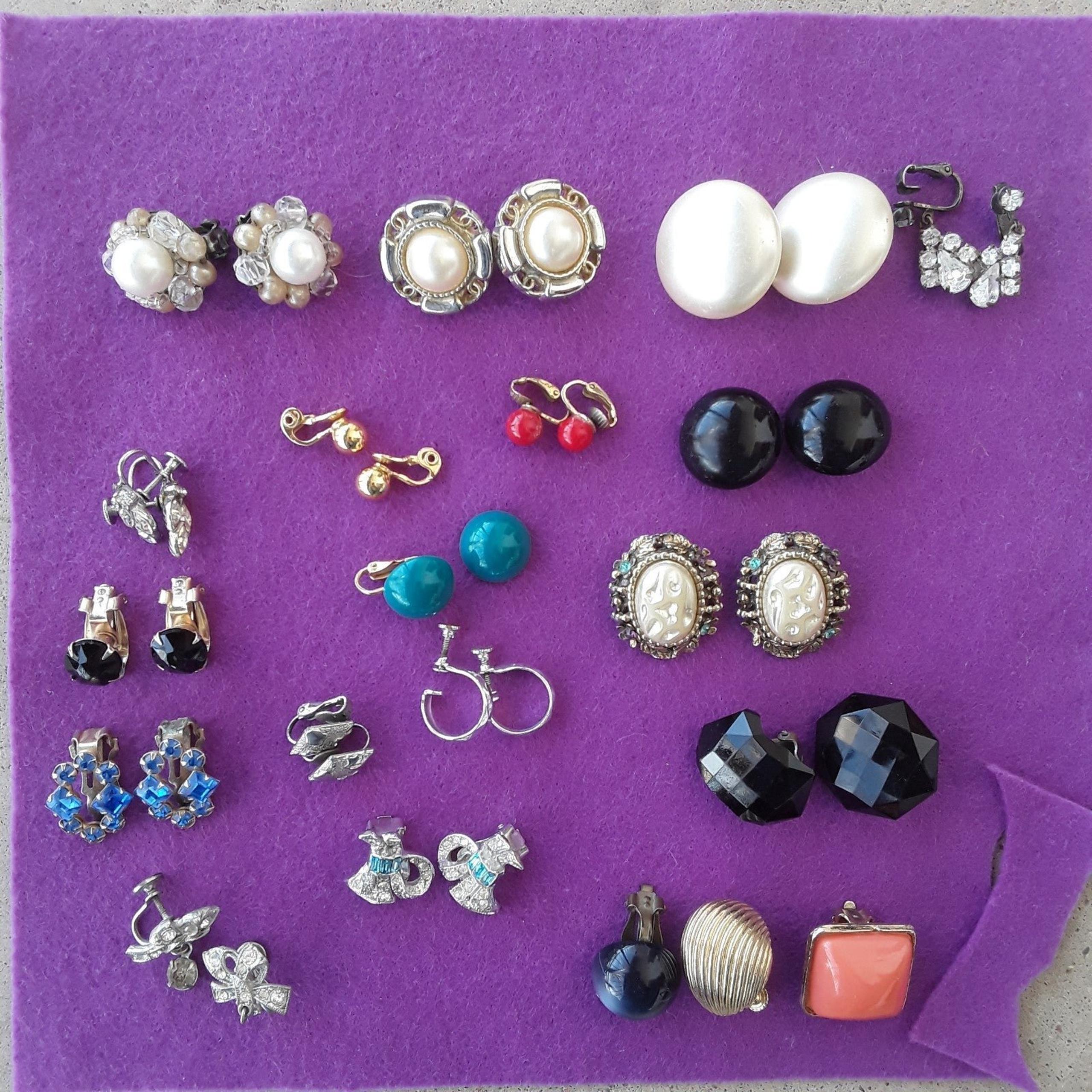 Lot of 17 Vintage Earrings