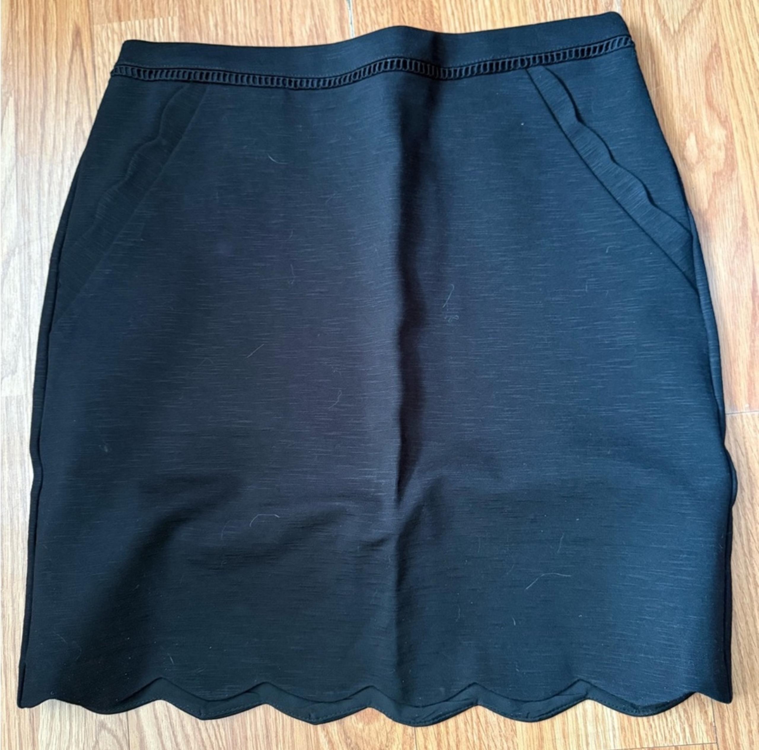 Scalloped Hem Skirt