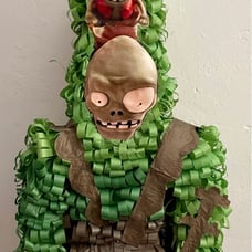 Plants V Zombie Gargantuan Pinata 20x12x6