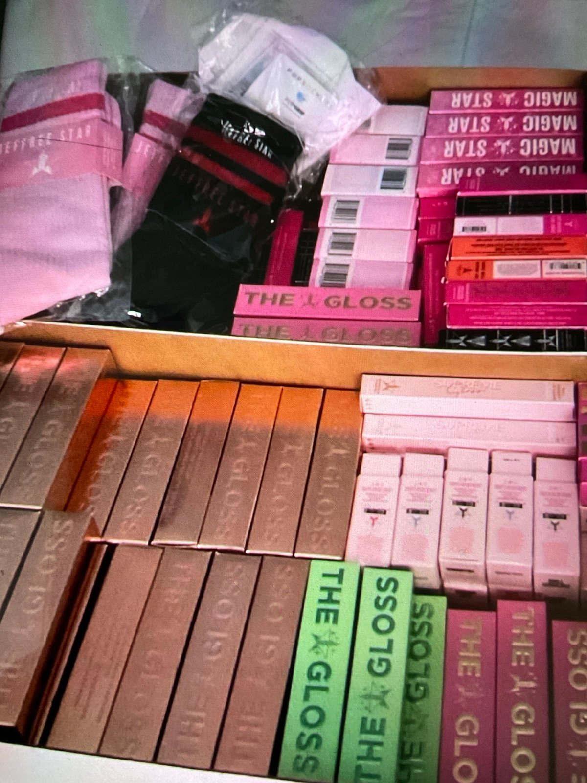 Wholesale lot of 30 Jeffree star products