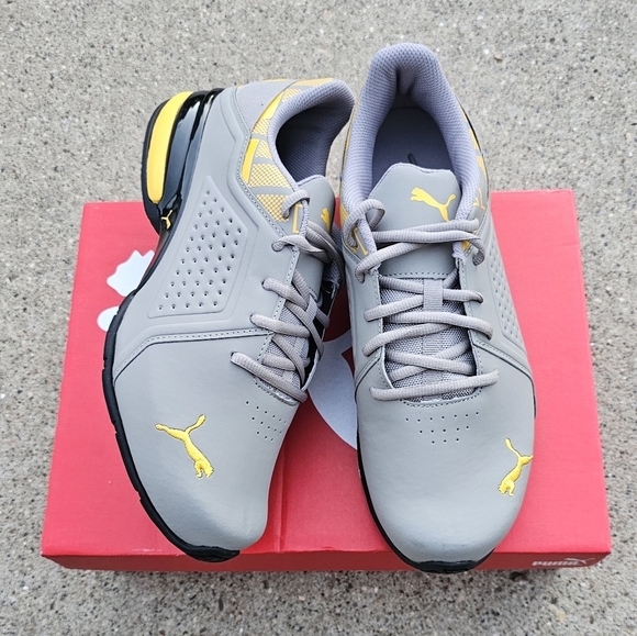 Puma comfort sneaker Men's Size 12