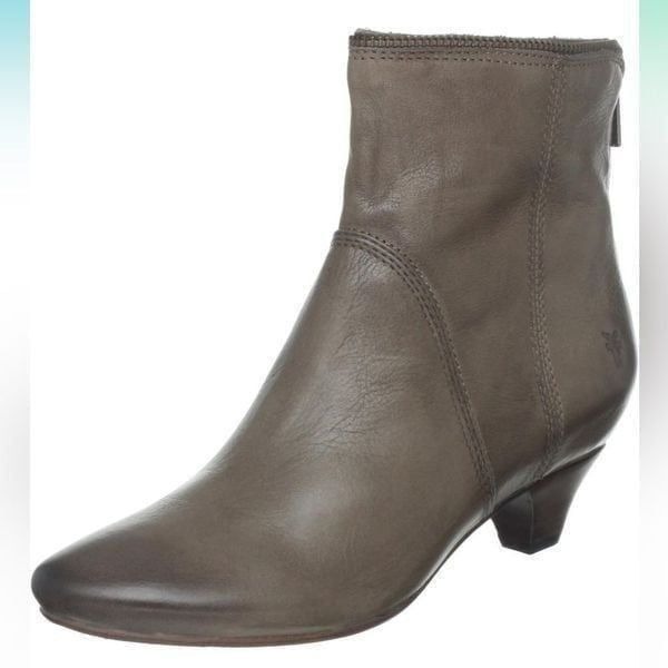 Frye Steffi zip bootie