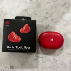 Beats Studio Buds