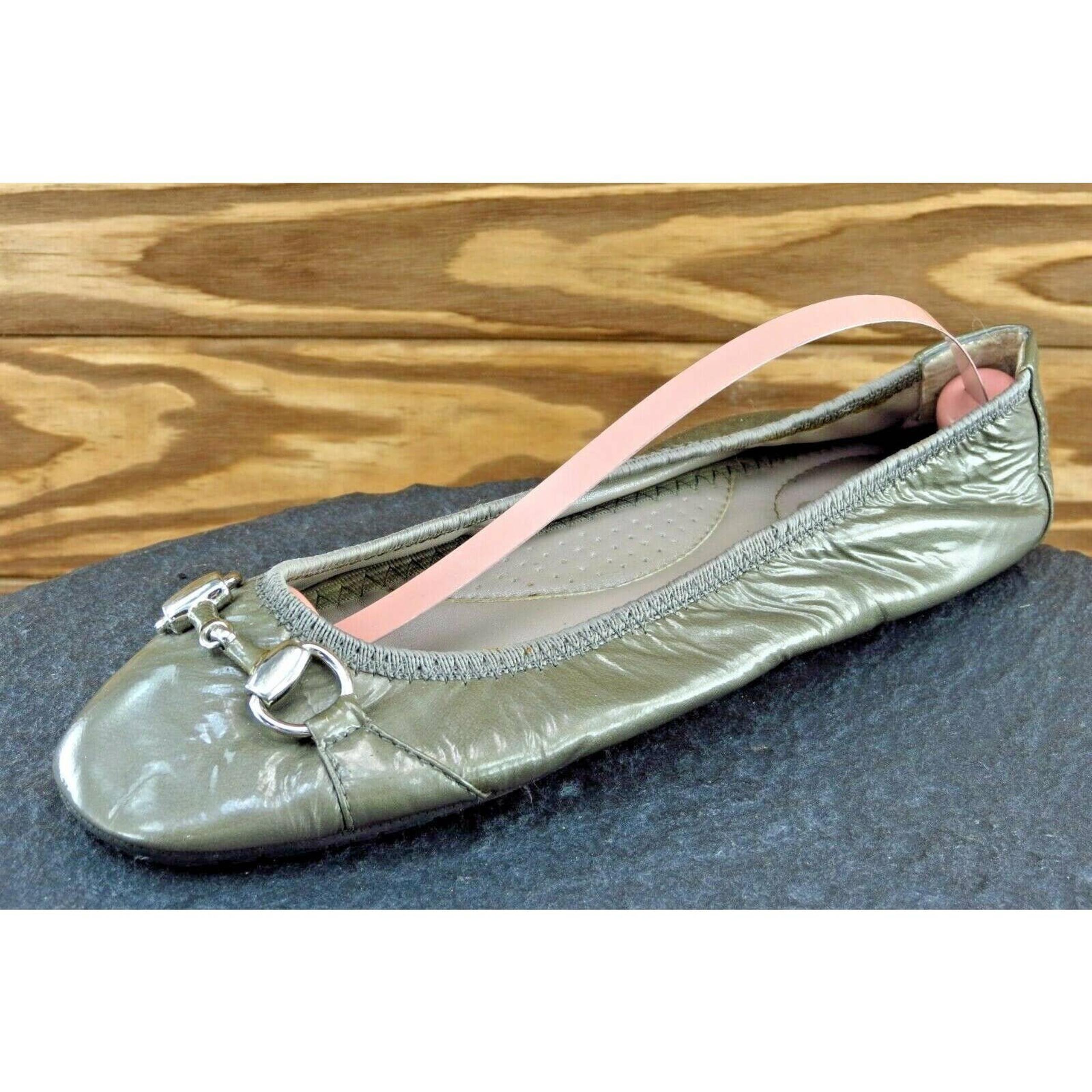 Me Too Size 6.5 M Green Driving Moccasins Patent Leather Women Shoes