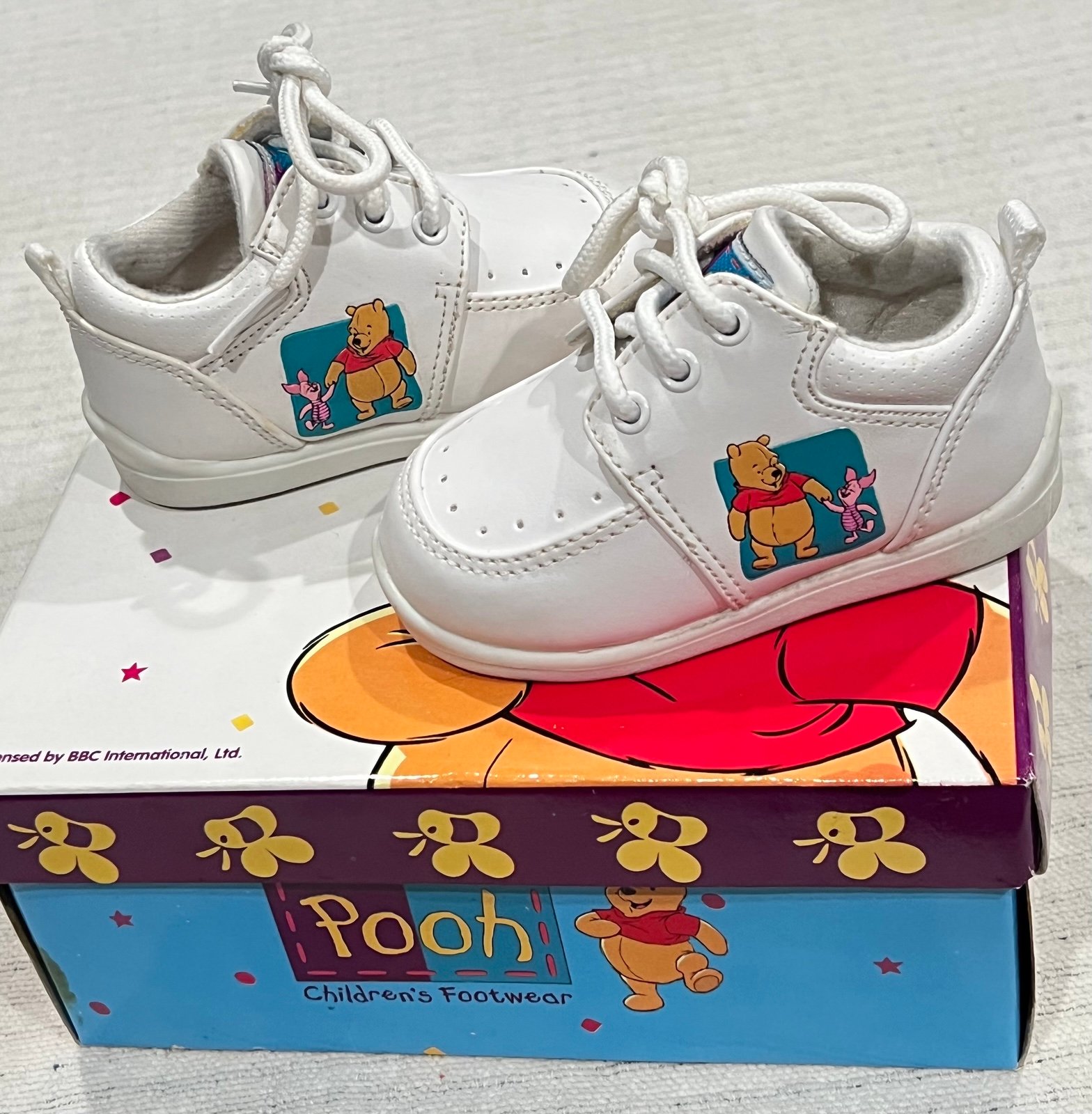 Vintage Winnie the Pooh Baby Shoes