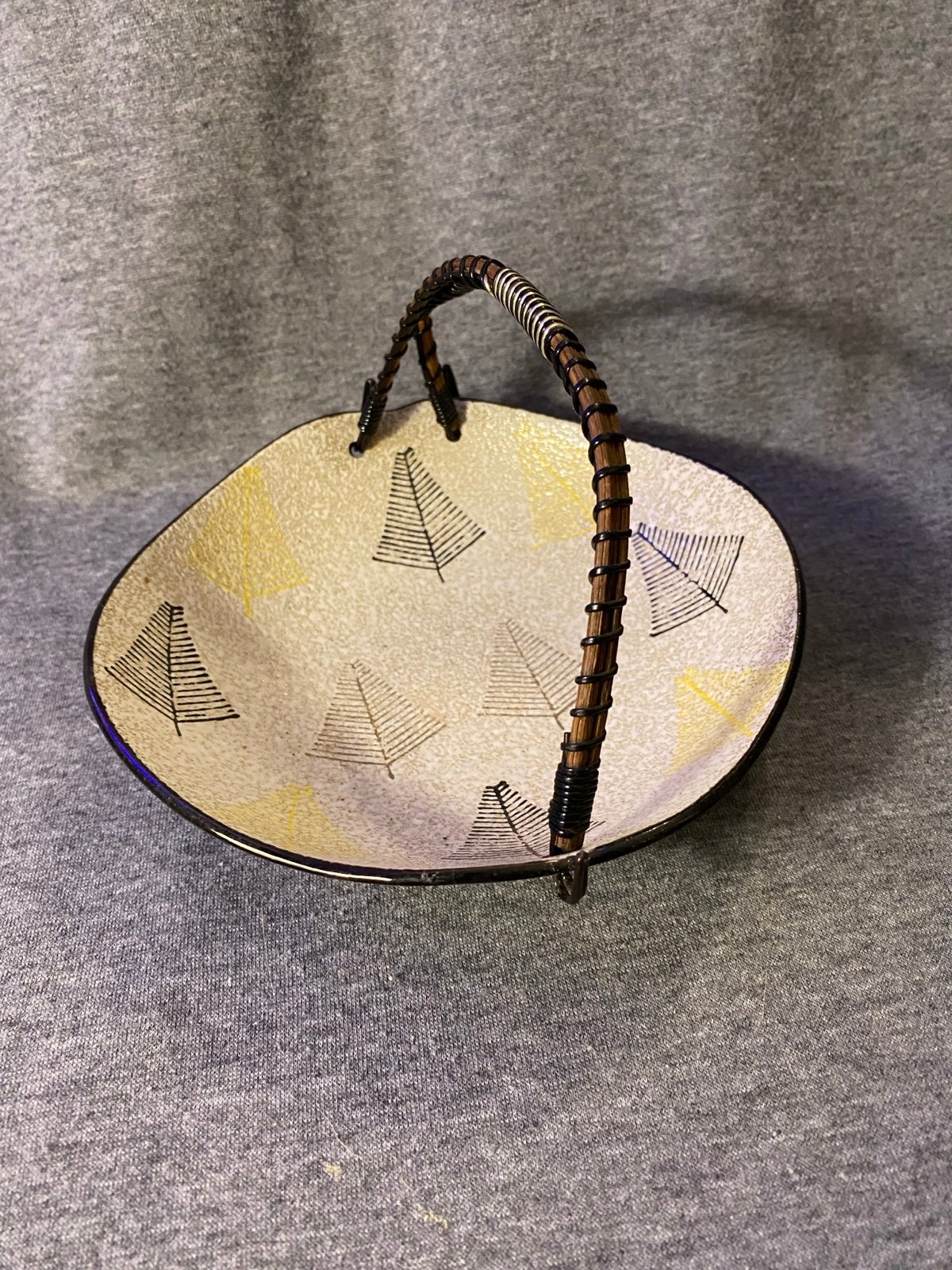 Vintage Inarco 1965 Ceramic Handpainted Candy Dish
