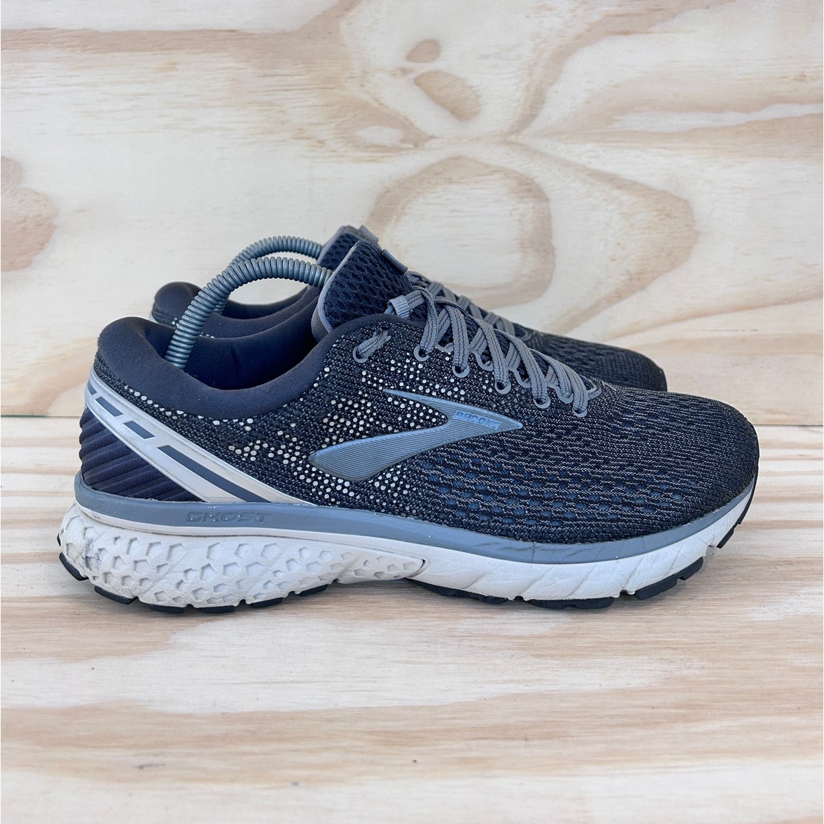 Brooks - Ghost 11 - Running Shoes - Gray - Men's - 9.5(2E) Wide - 1102882E003