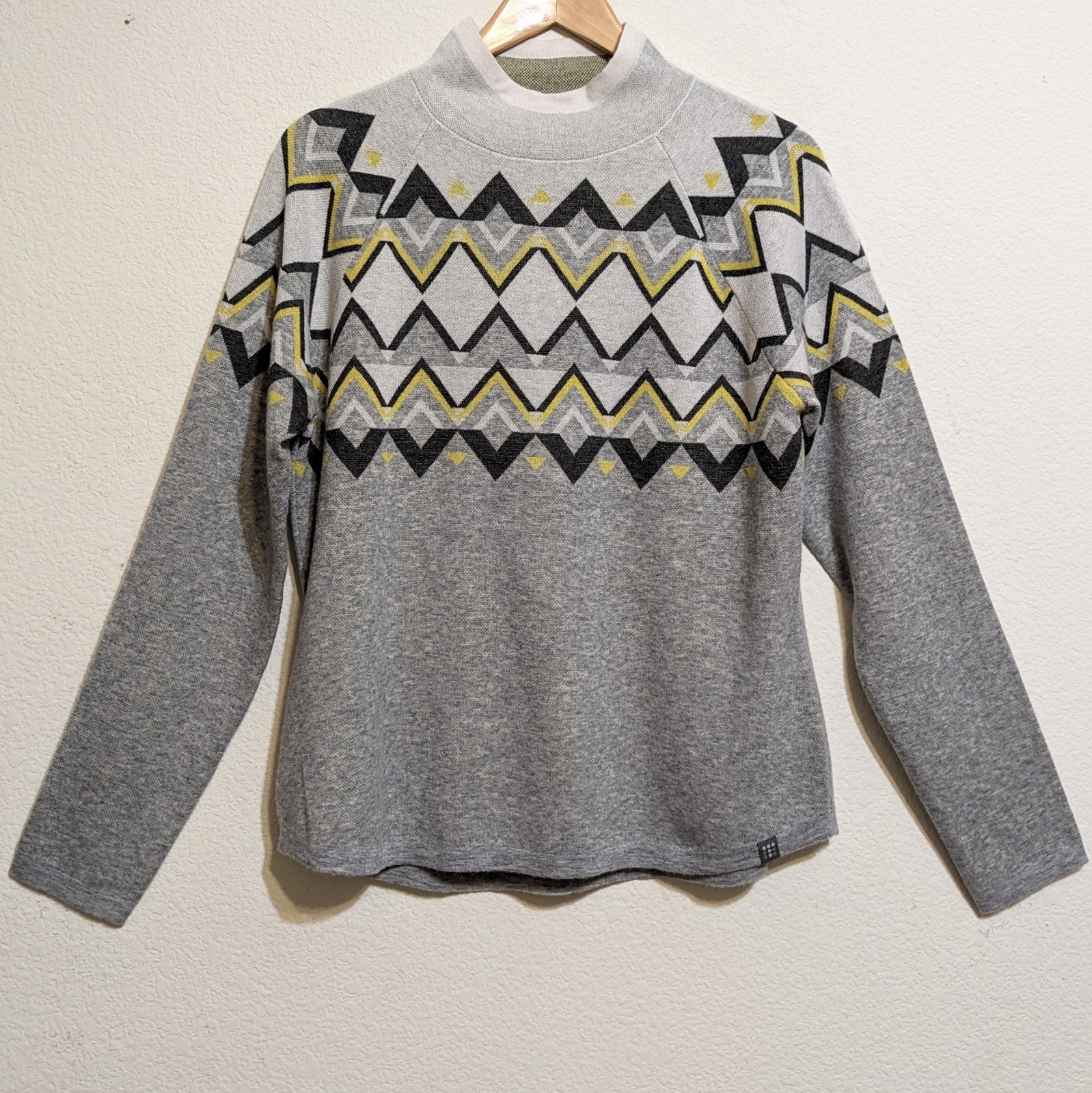 Title Nine Merino Wool Blend Mock Neck Sweater Islandic Design Size Lg