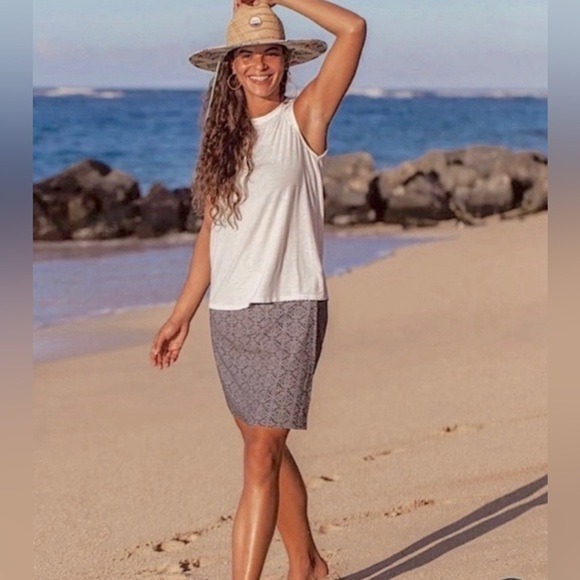 Rip skirt Hawaii Black Pearl Batik Wrap