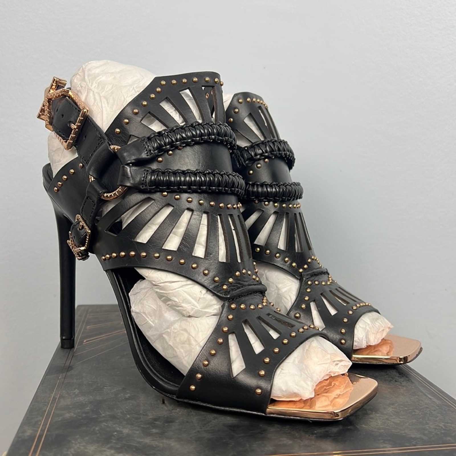 Ivy Kirzhner Valentin studded caged slingback heel new in box size 10