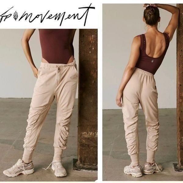 Free People Hot Shot Shirred Pants Size Small NWOT