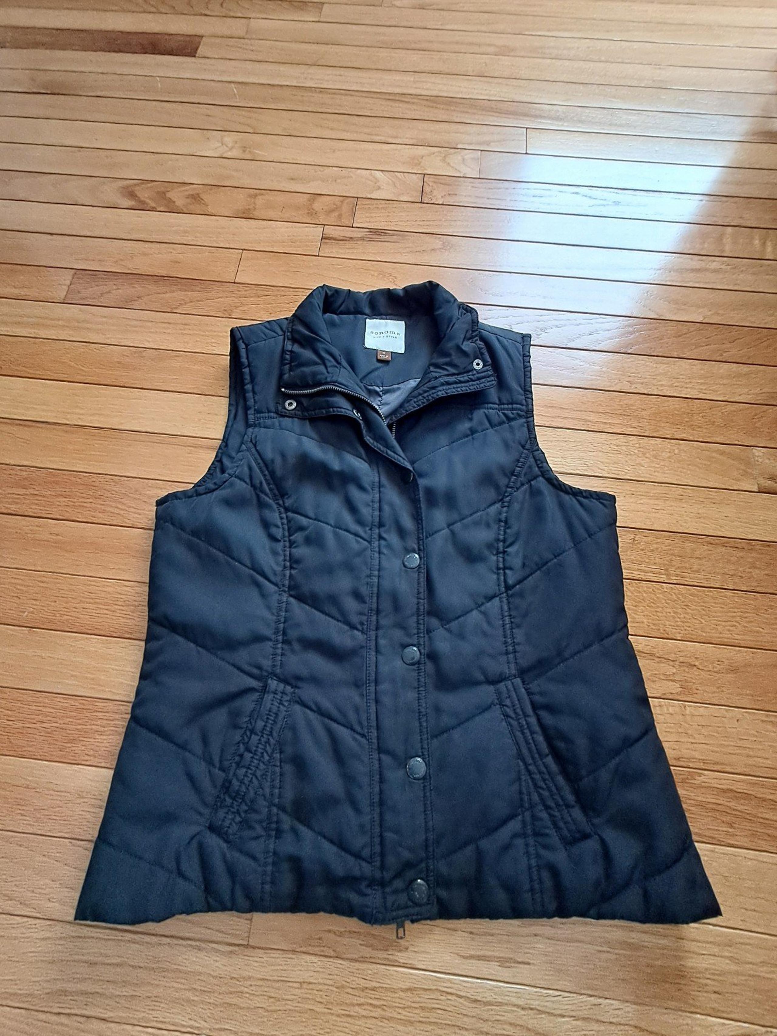 womens black puffer vest