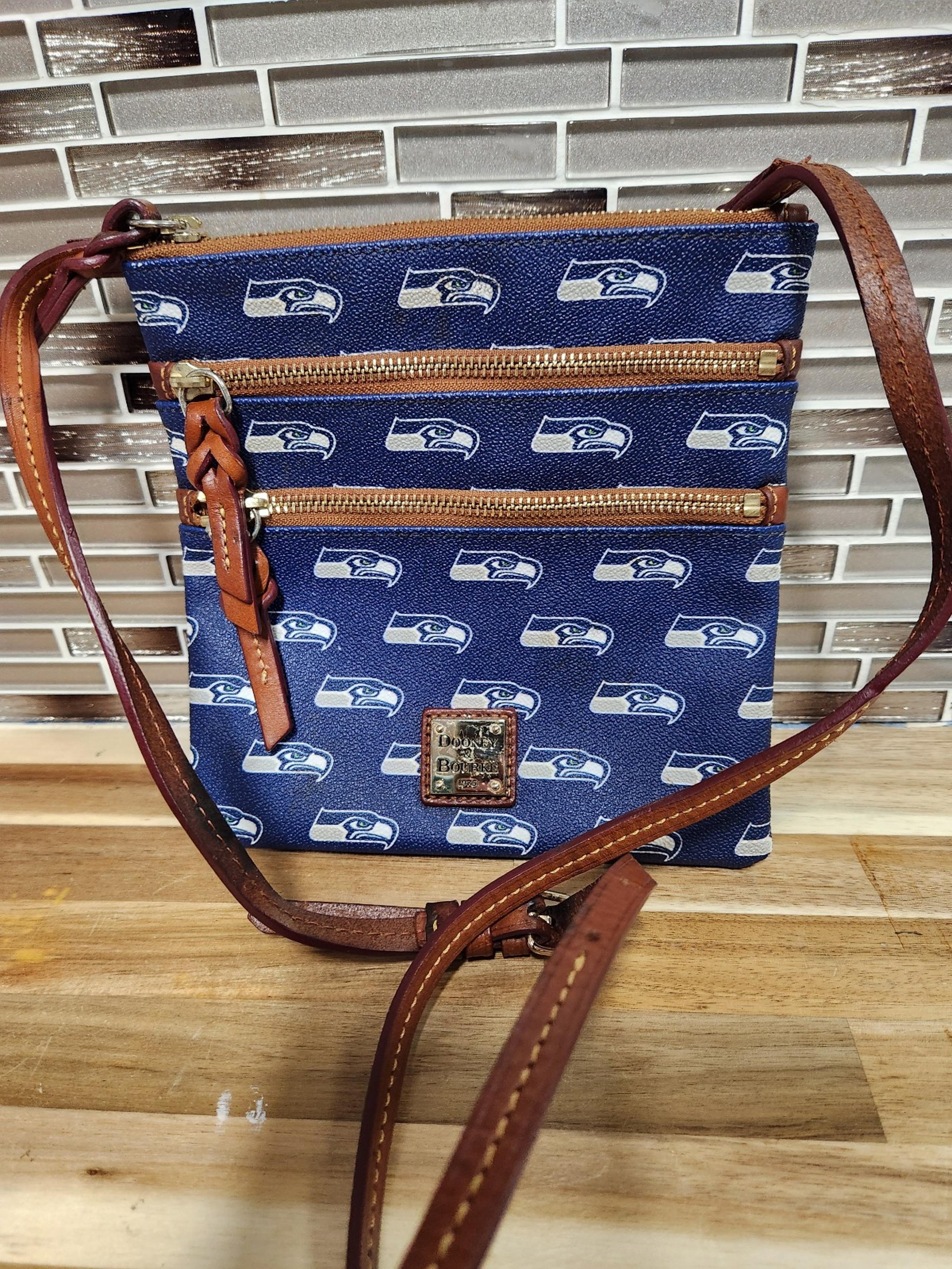 Dooney Bourke nfl seahawks crossbody bag
