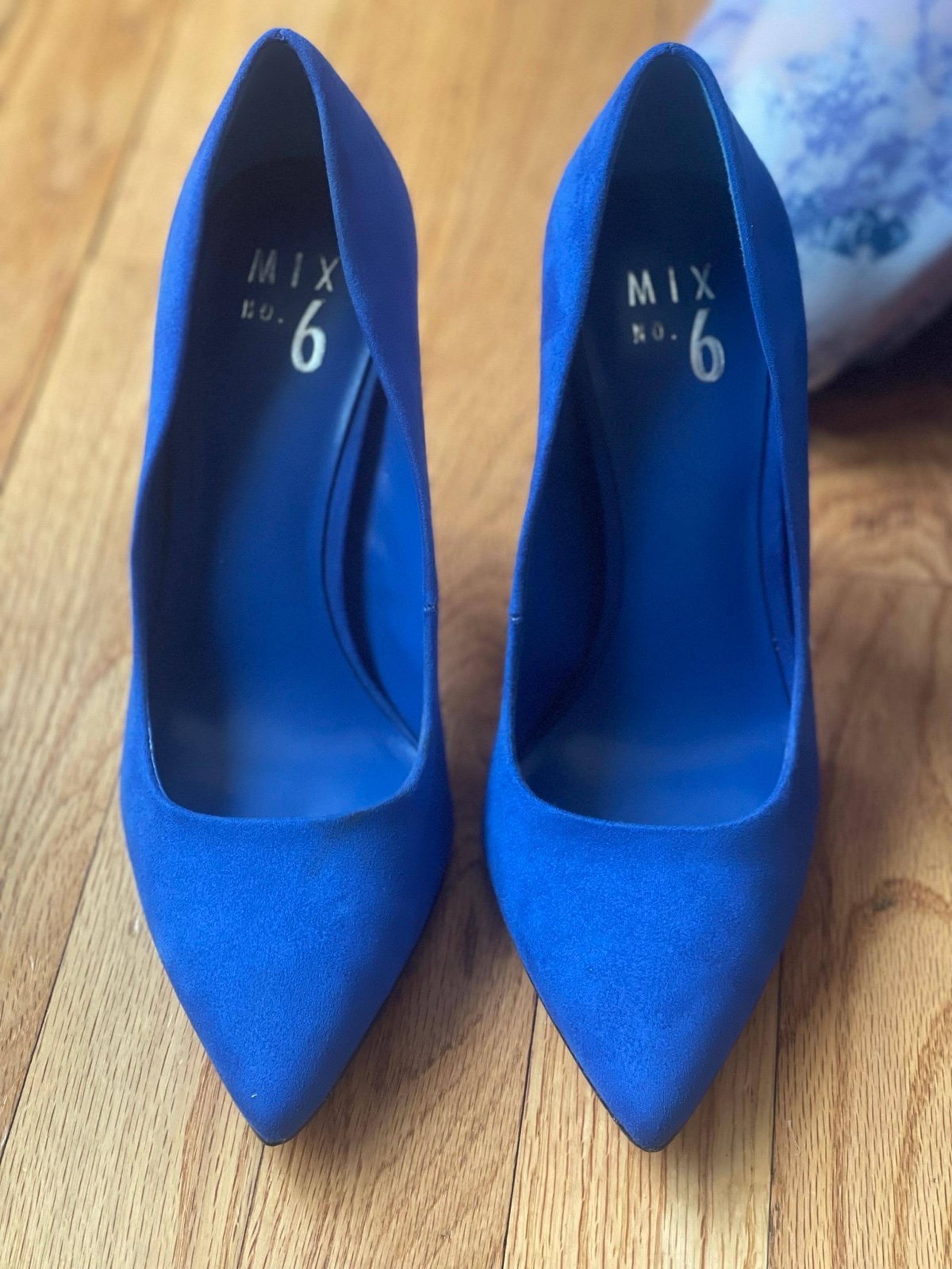 Mix no.6 cobalt pumps sz 7.5