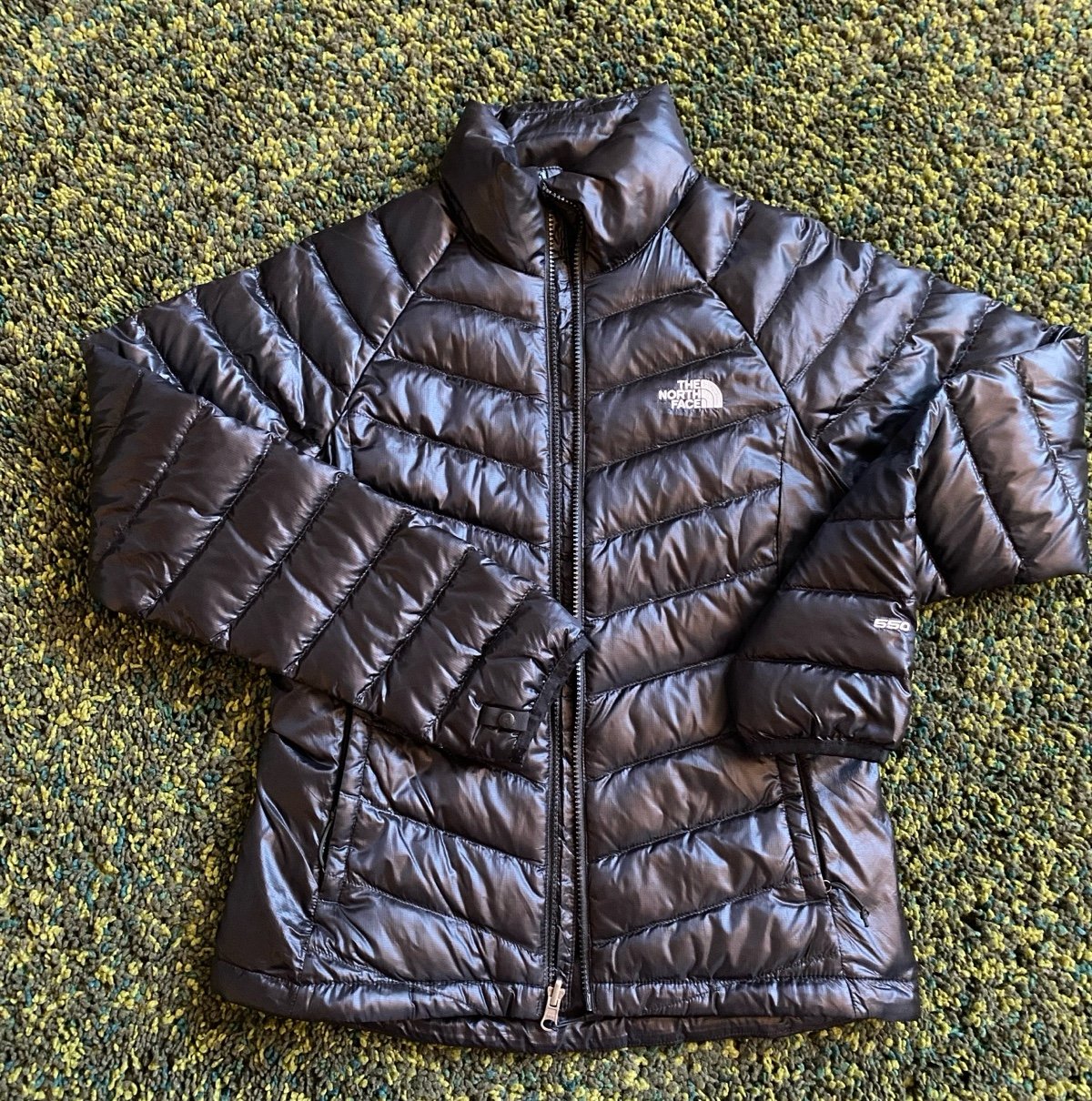 North Face Women’s Down 550 Ski Jacket Puffer. Size S