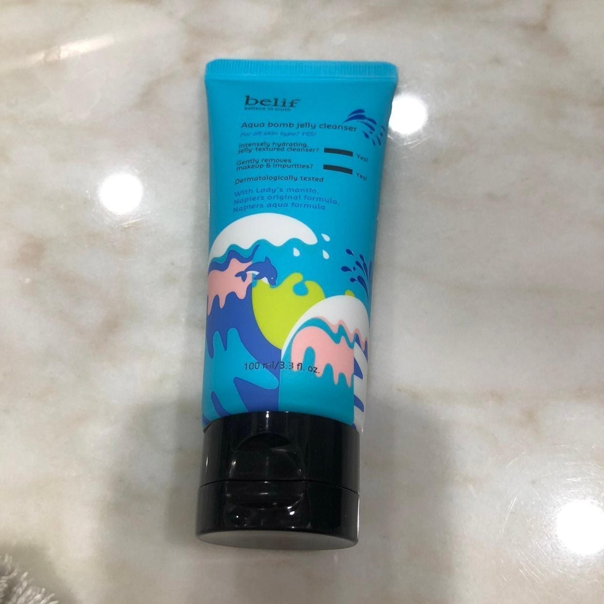 Belif aqua bomb jelly cleanser