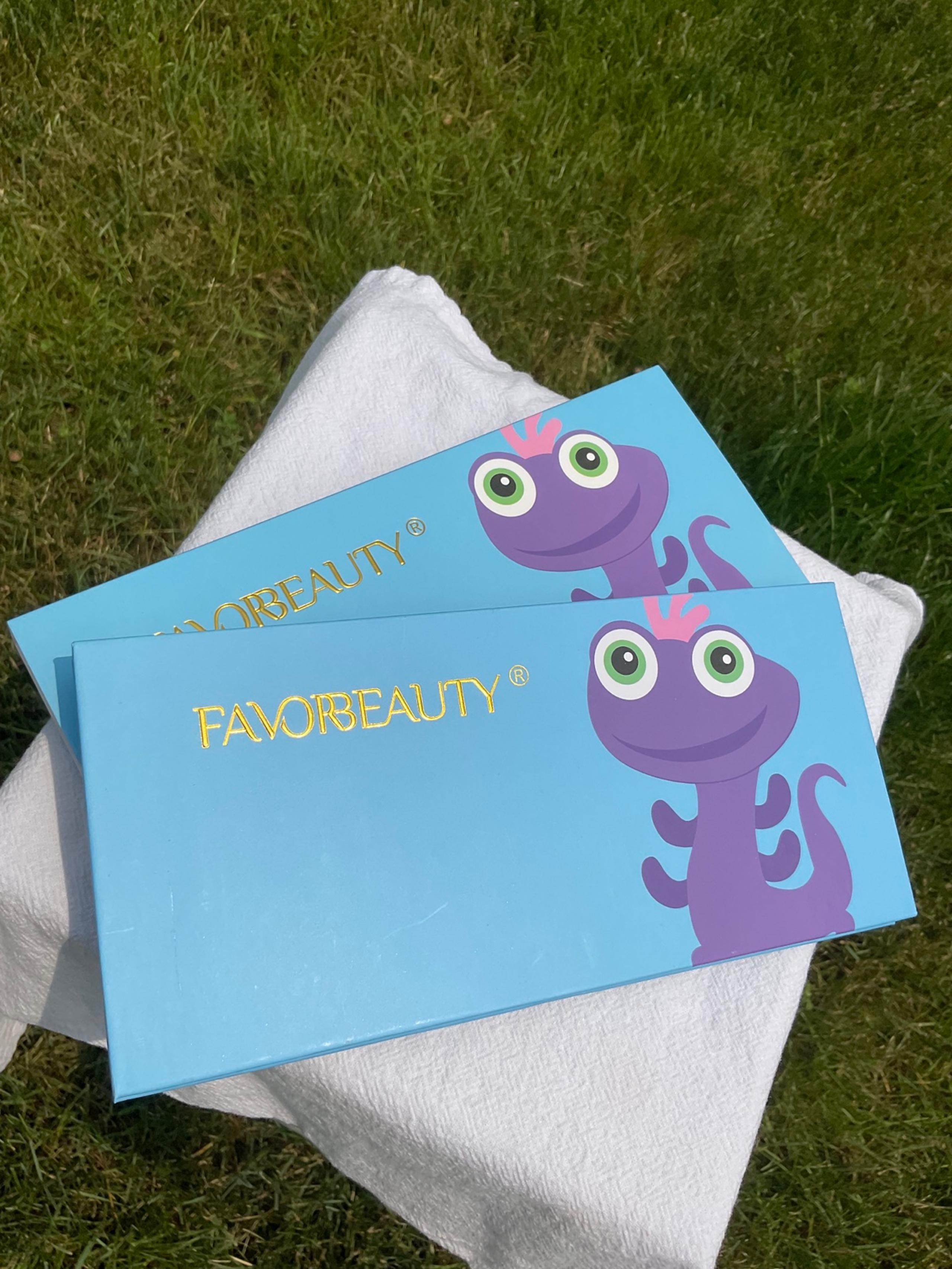 Disney Monsters Inc Randolph Eyeshadow Palette