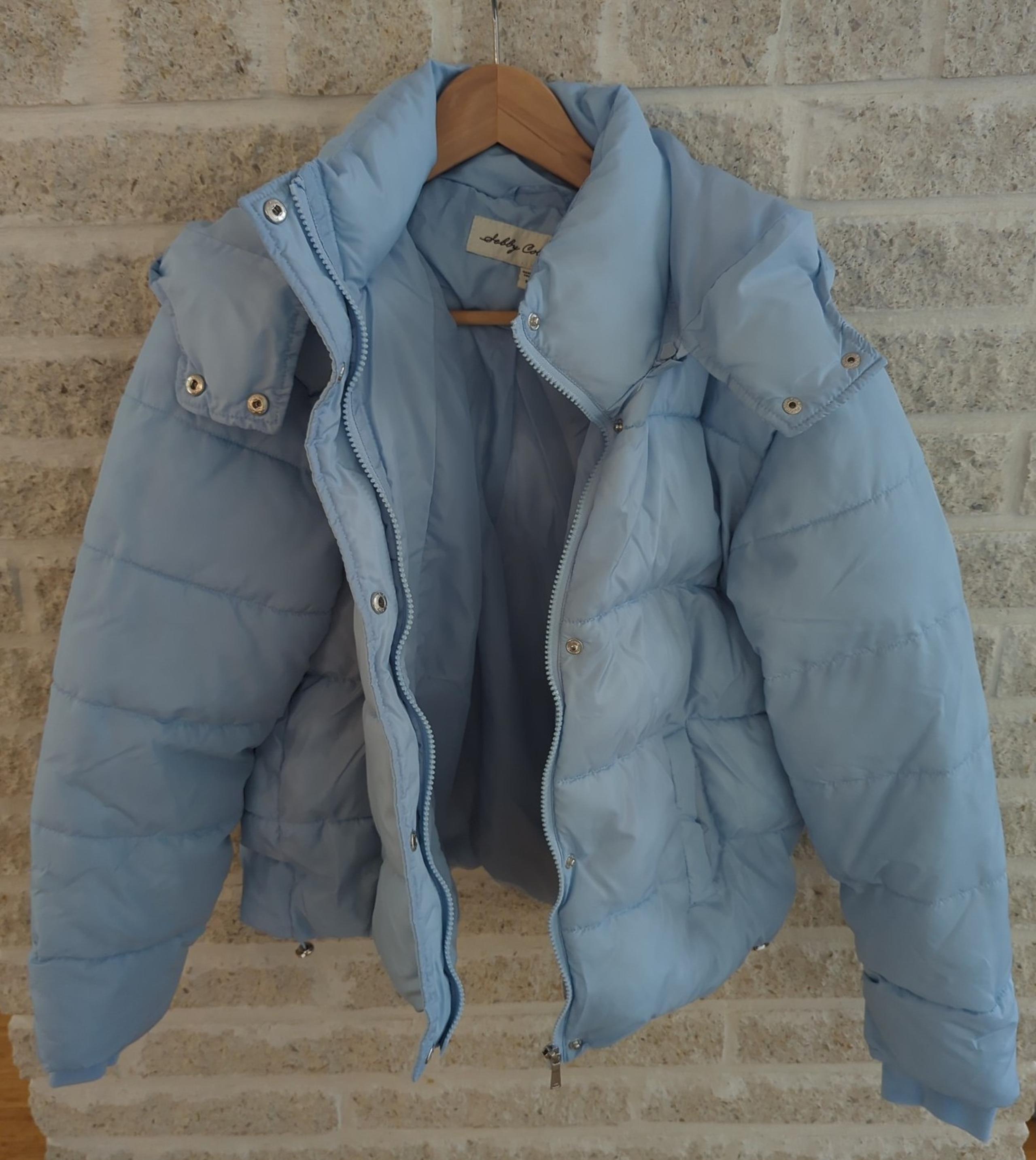 Women's Sebby Collection winter puffer jacket, size M
