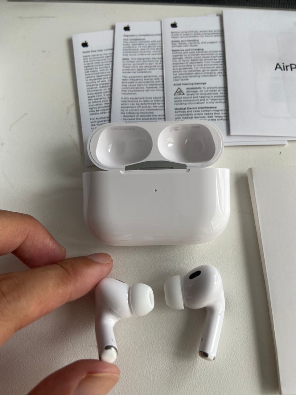 AirPods pro 2 gen 2023